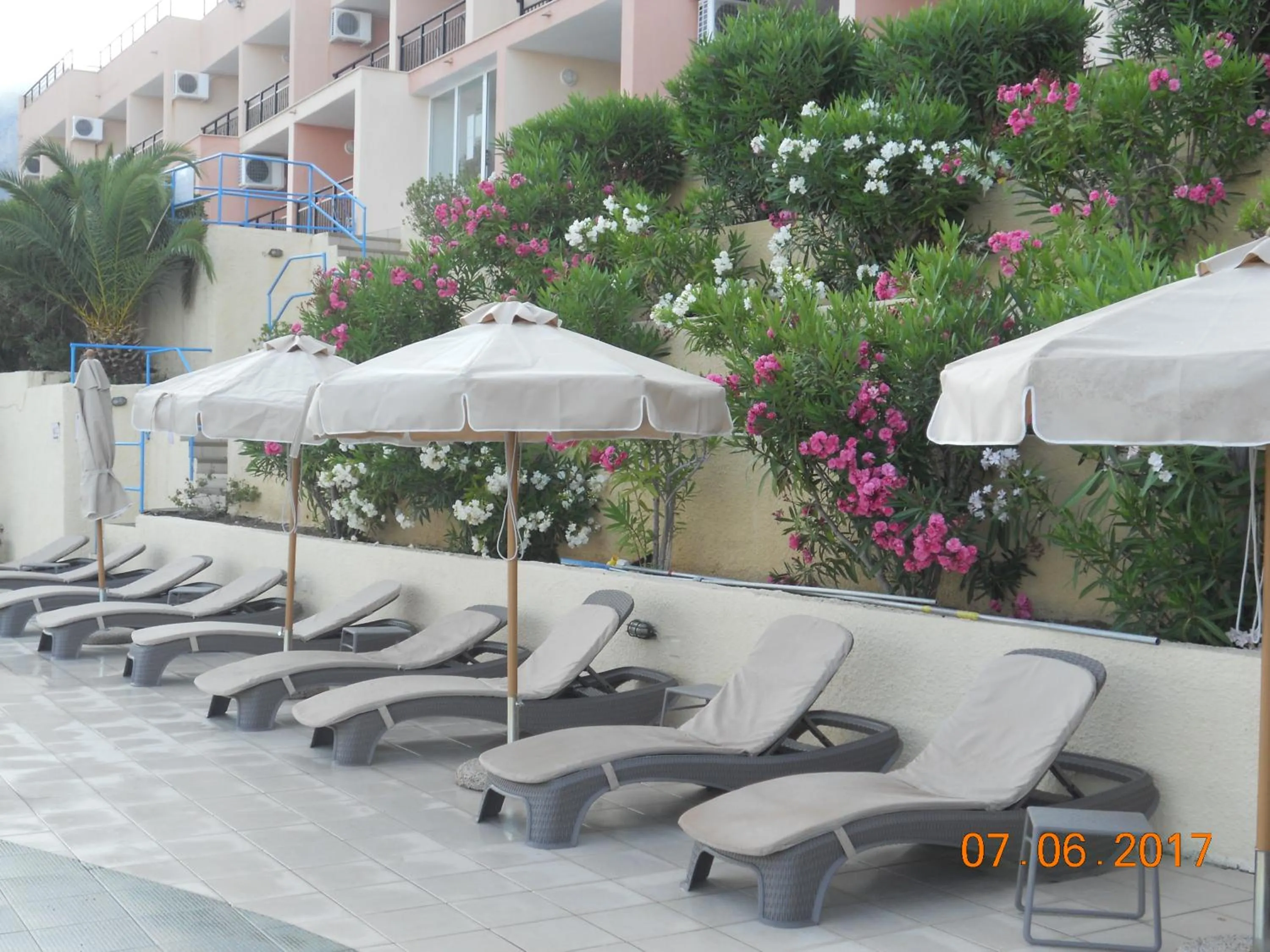 Swimming pool in Plaza Hotel