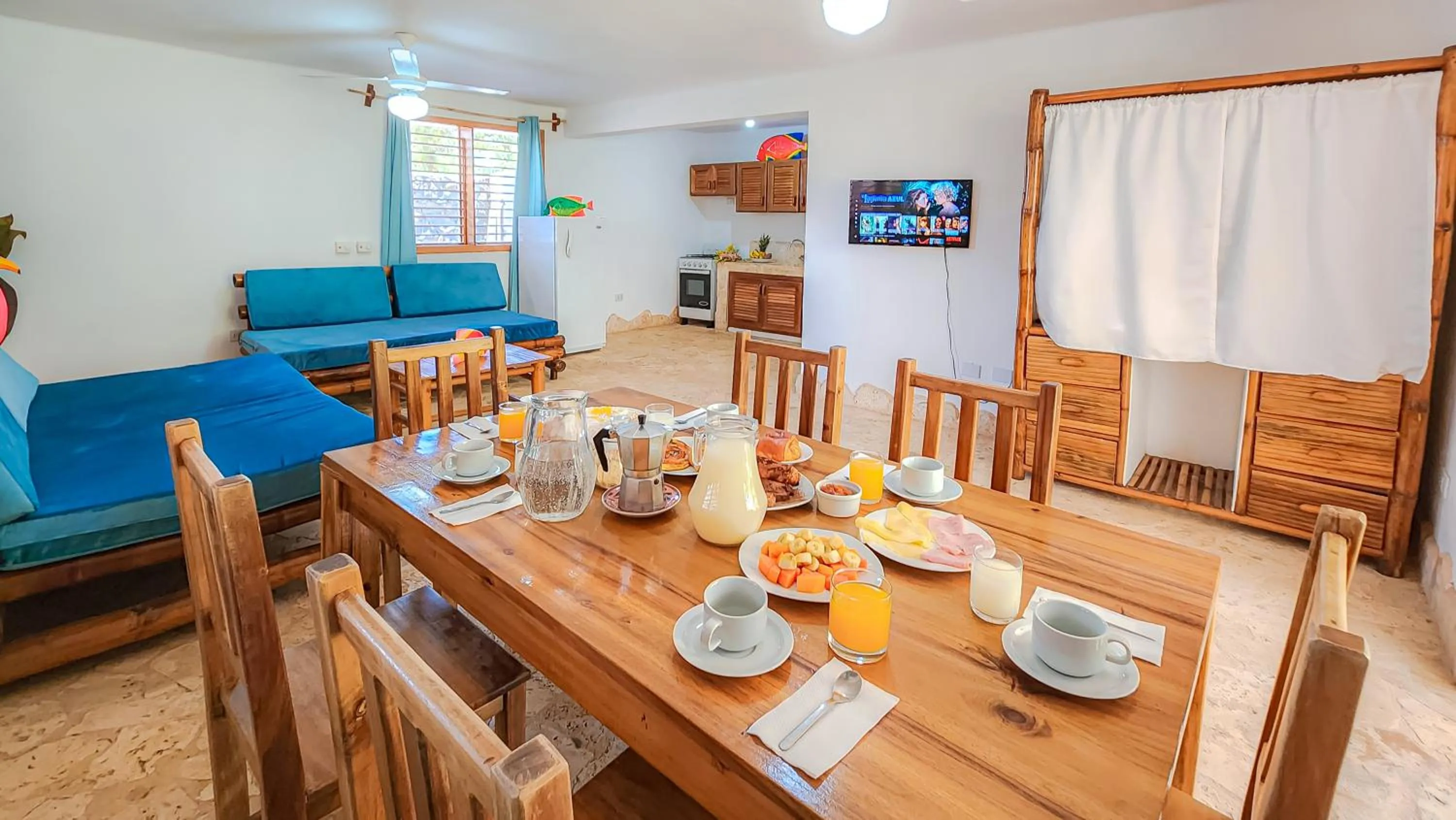 TV and multimedia in Paradiso del Caribe