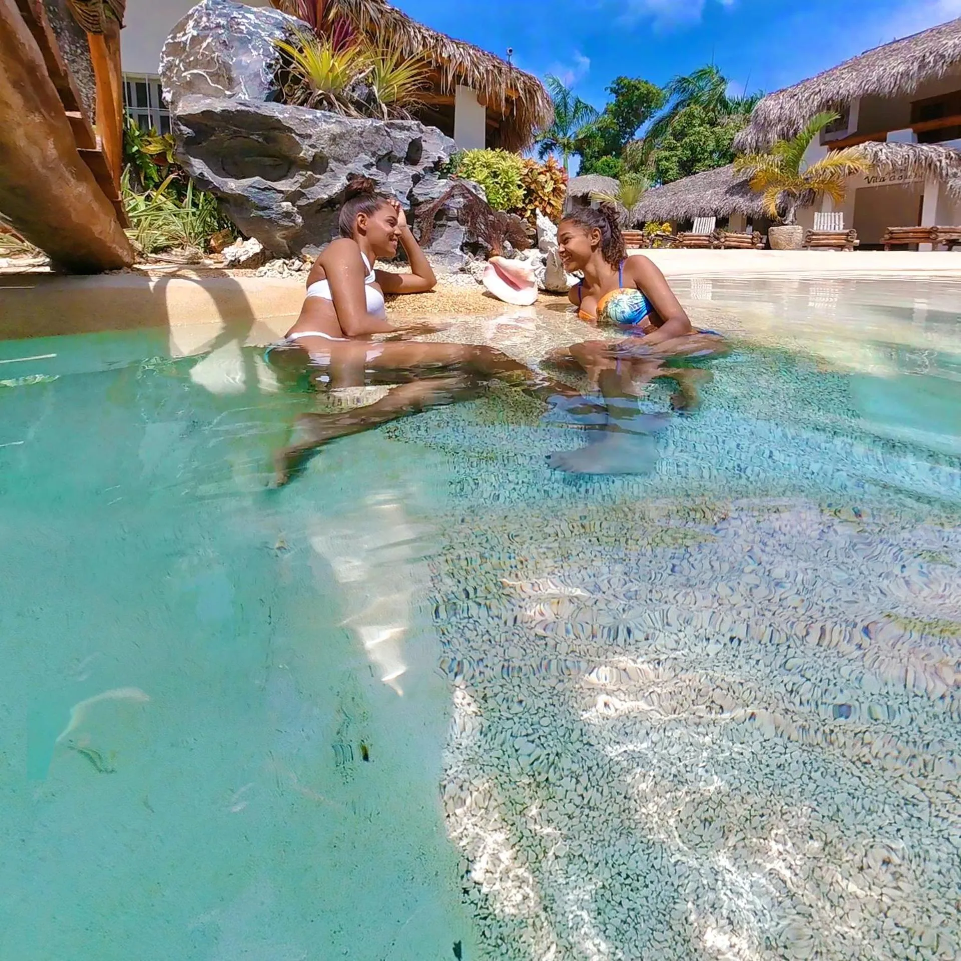 People in Paradiso del Caribe