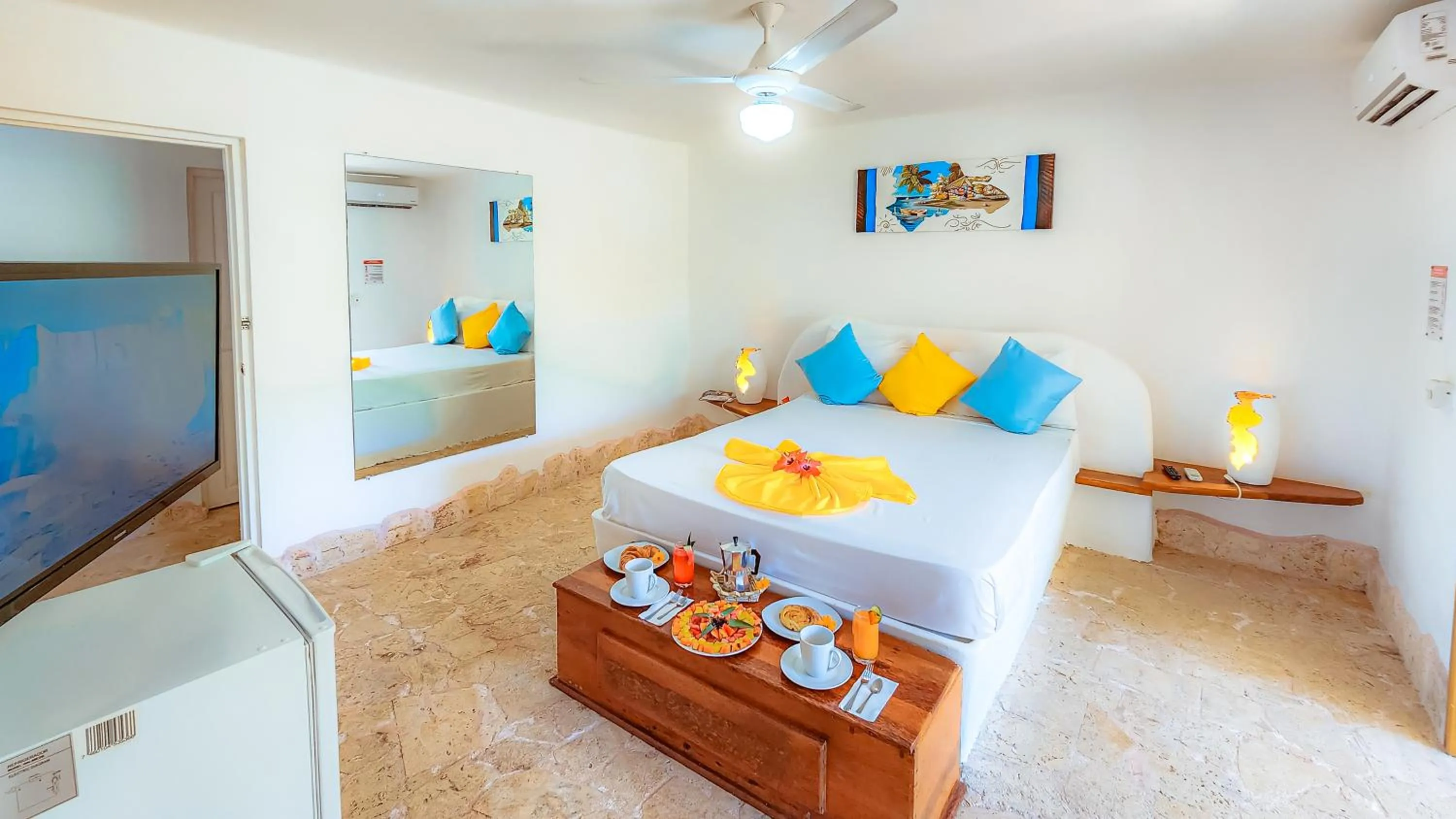Photo of the whole room in Paradiso del Caribe