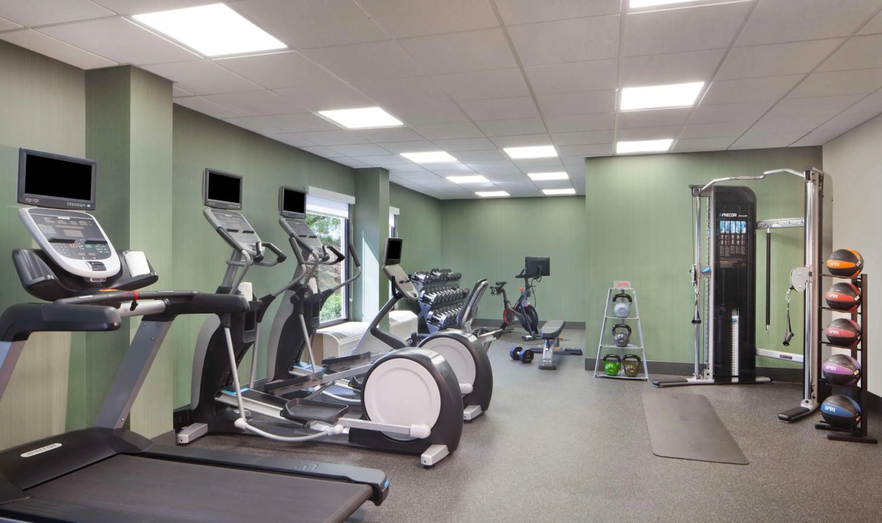 Fitness centre/facilities in Hampton Inn Hotel Atlanta-Southlake