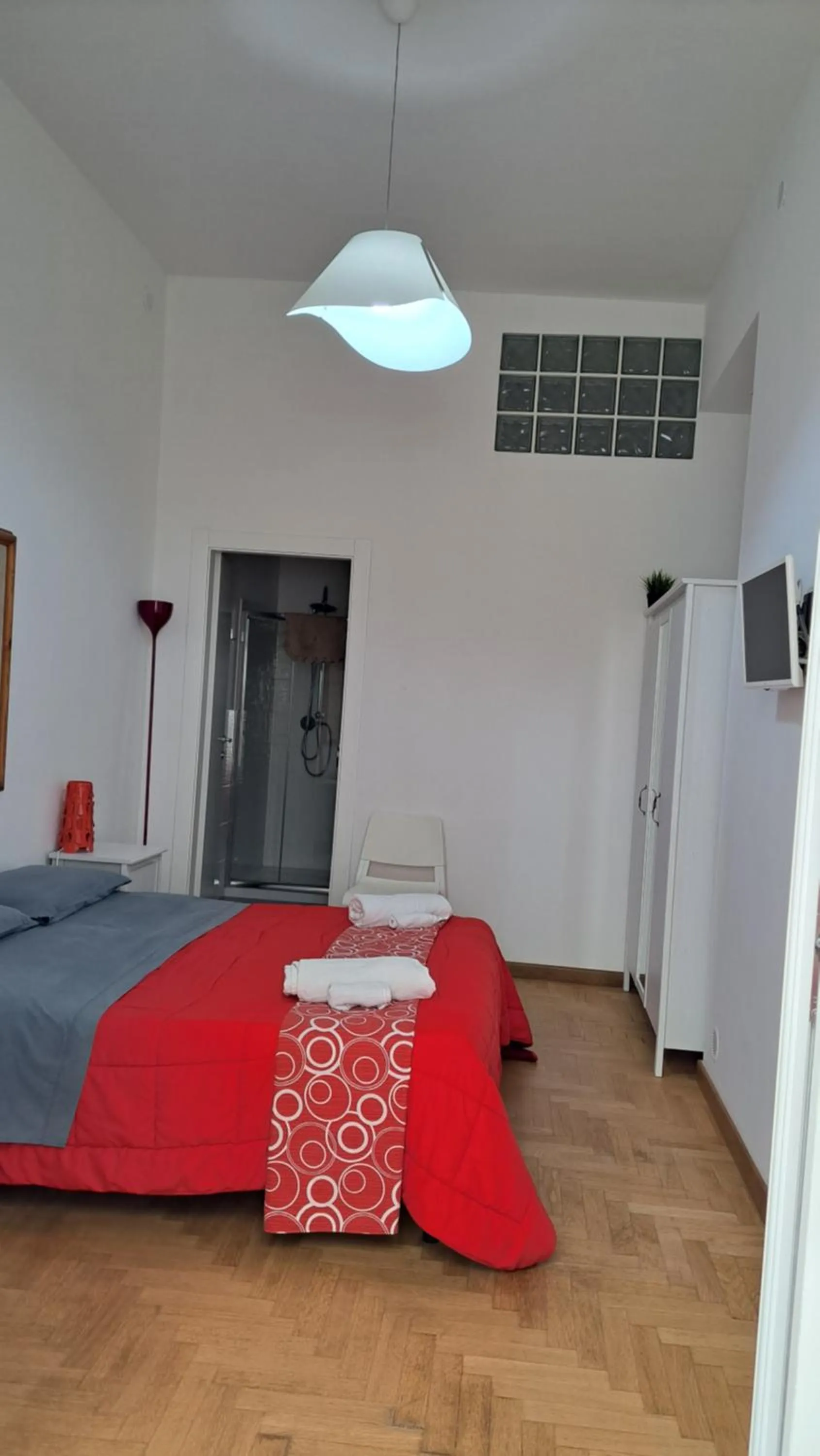 Photo of the whole room, Bed in B&B Garibaldi