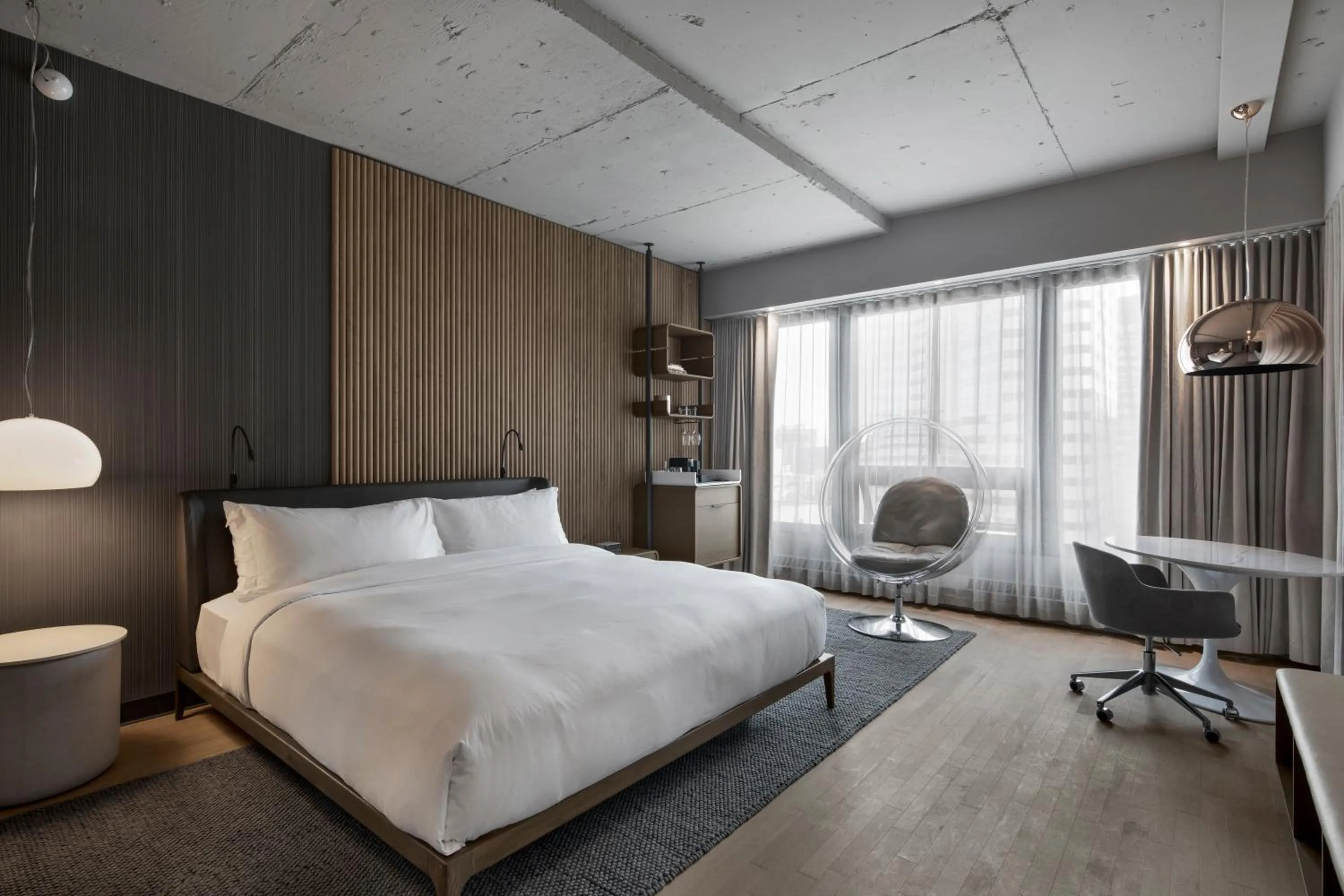 Bed in Hôtel Le Germain Montréal