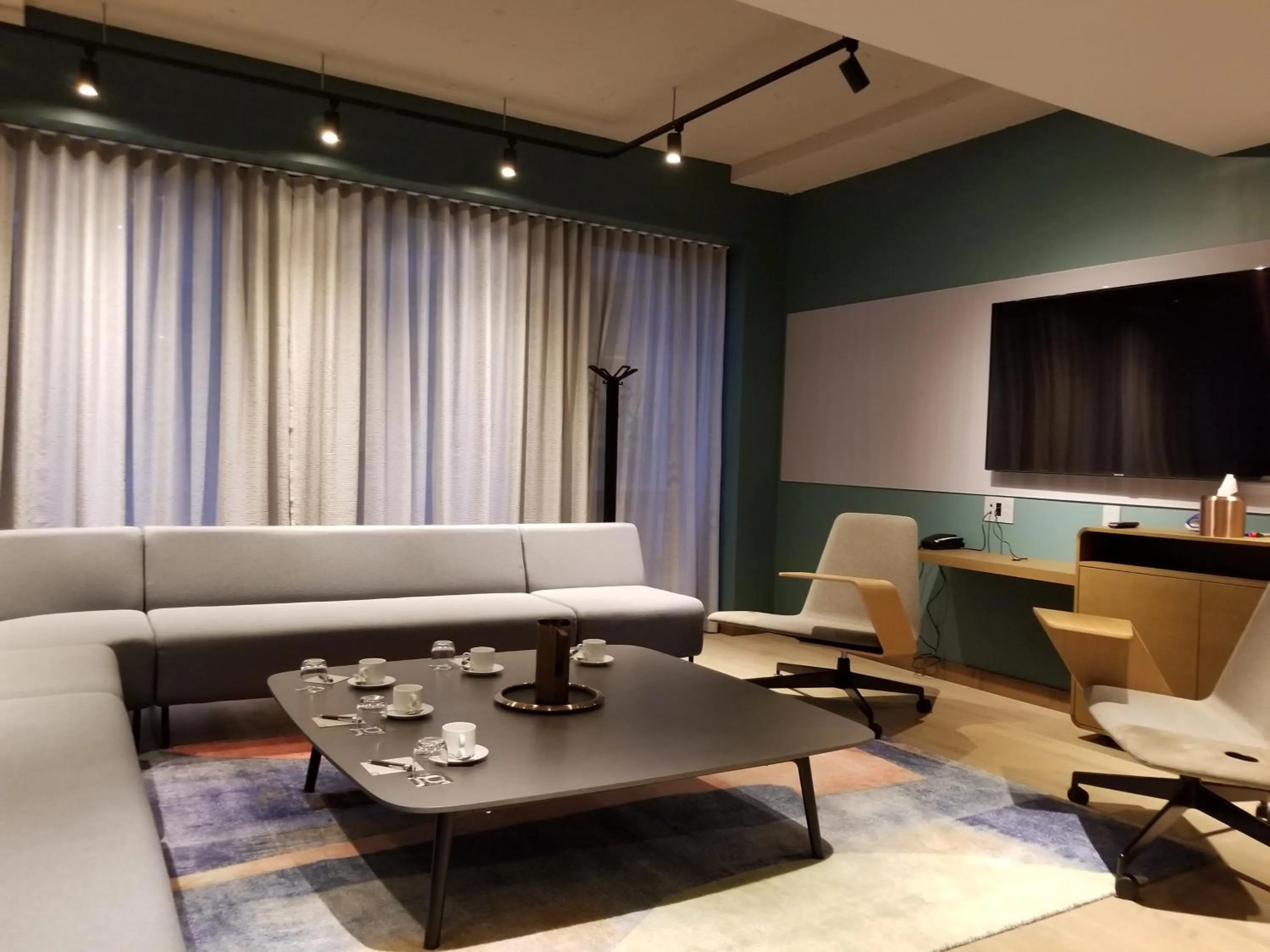 Meeting/conference room in Hôtel Le Germain Montréal