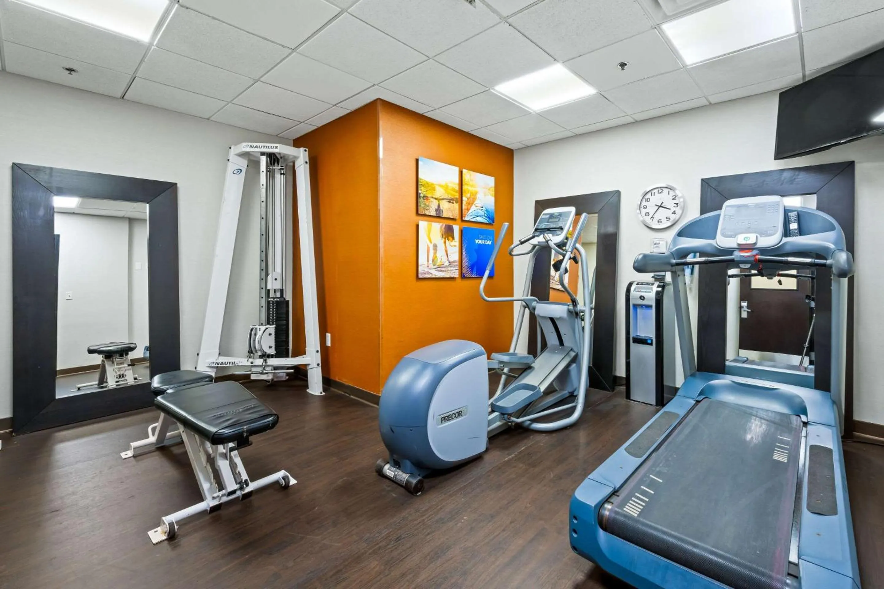 Fitness centre/facilities in Comfort Suites Newport News Airport