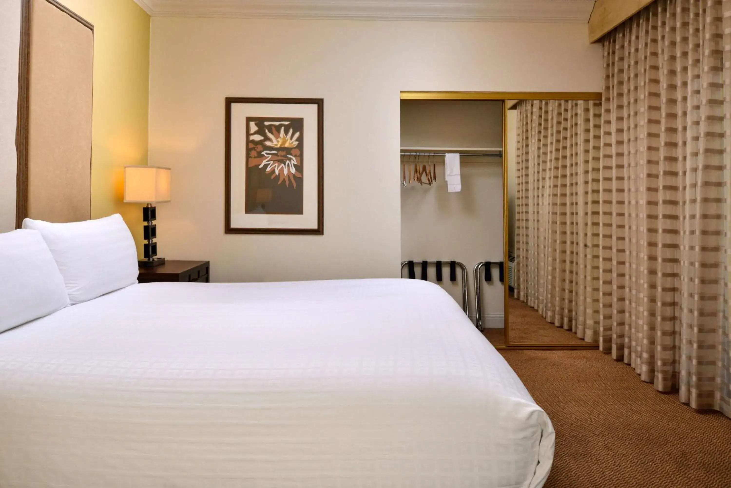 Family Two-Bedroom Suite in Best Western Corte Madera Inn Family Two-Bedroom Suite in Best Western Corte Madera Inn