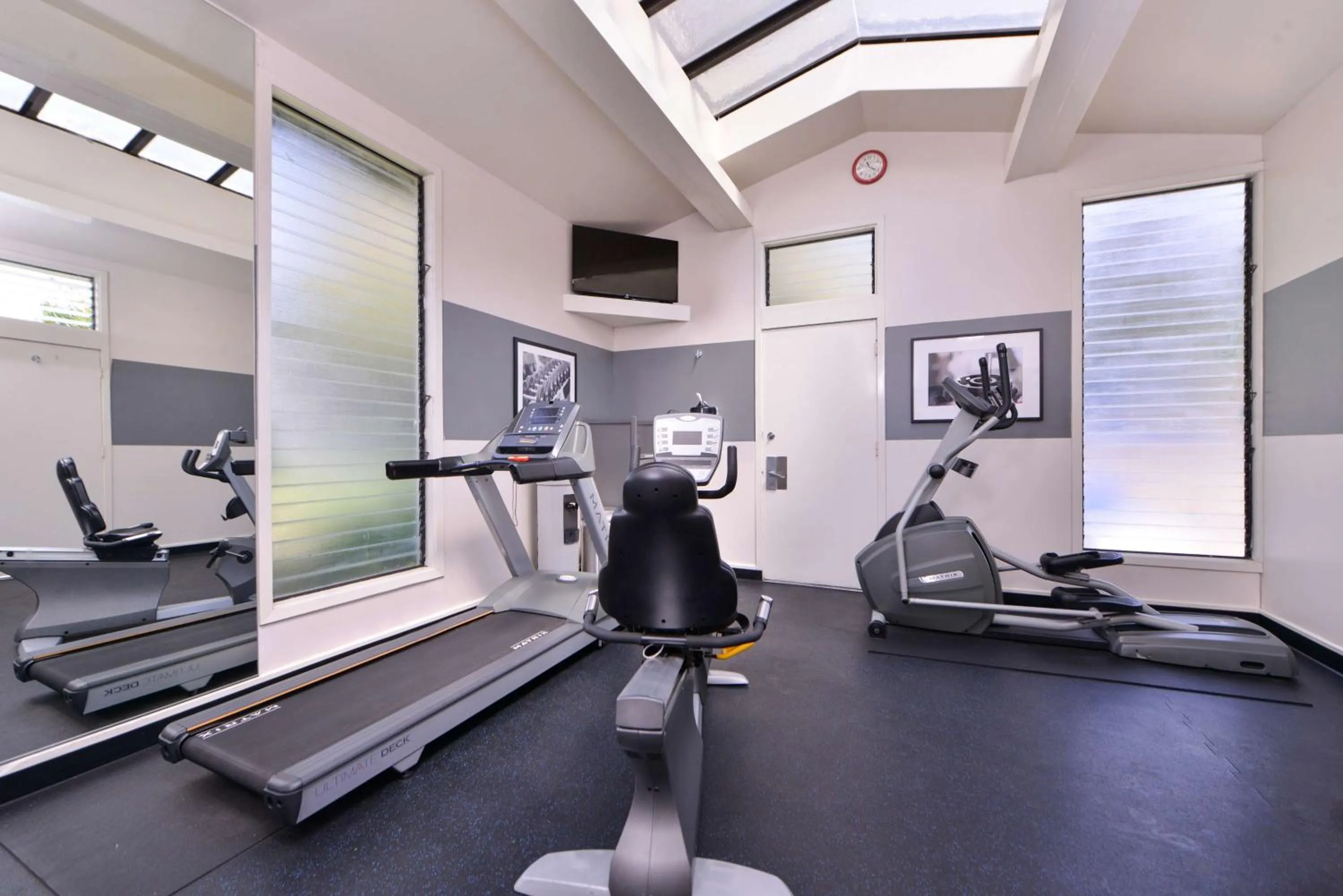 Fitness centre/facilities in Best Western Corte Madera Inn