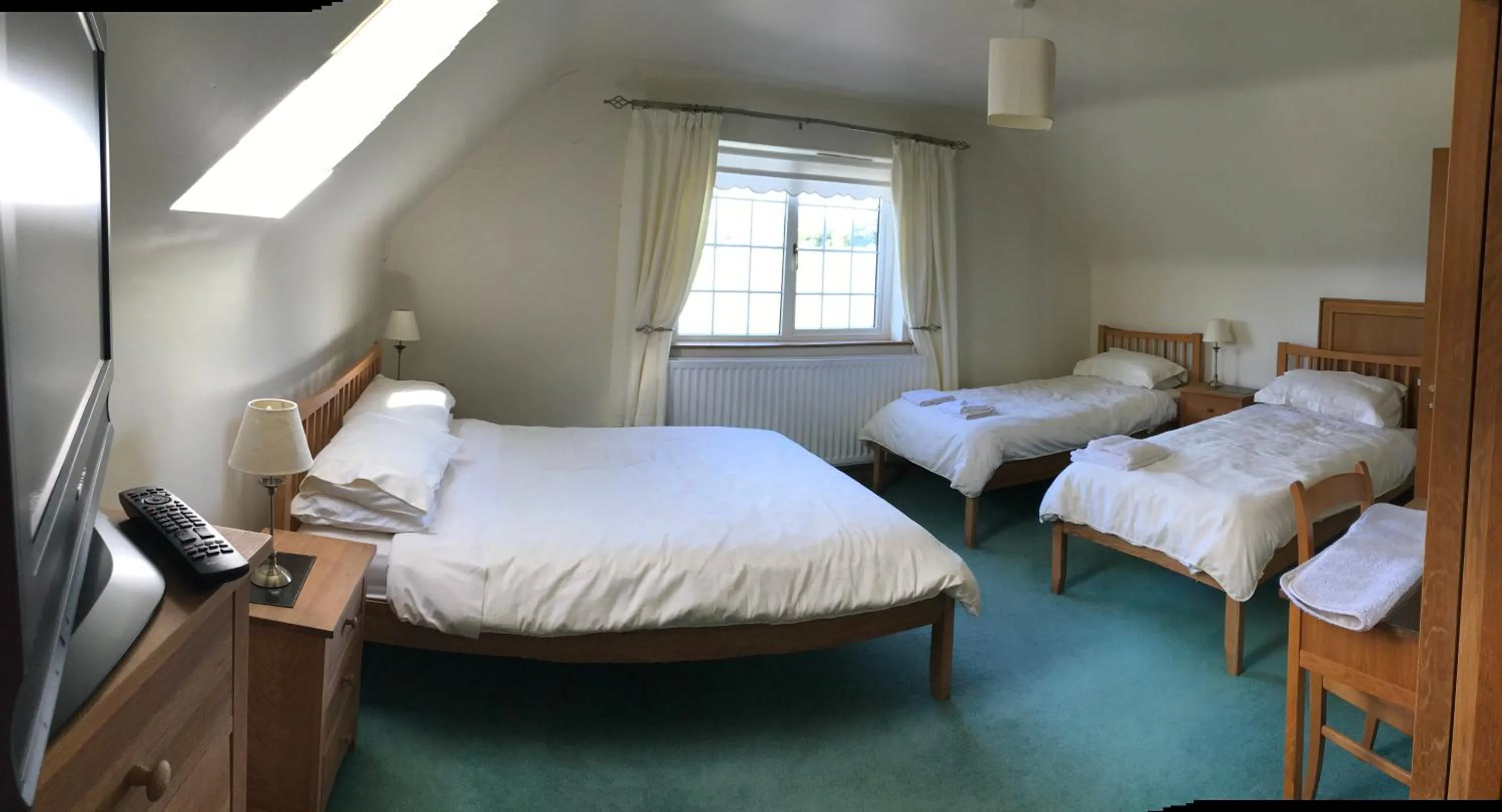 Bed in Kilcreeny Lodge