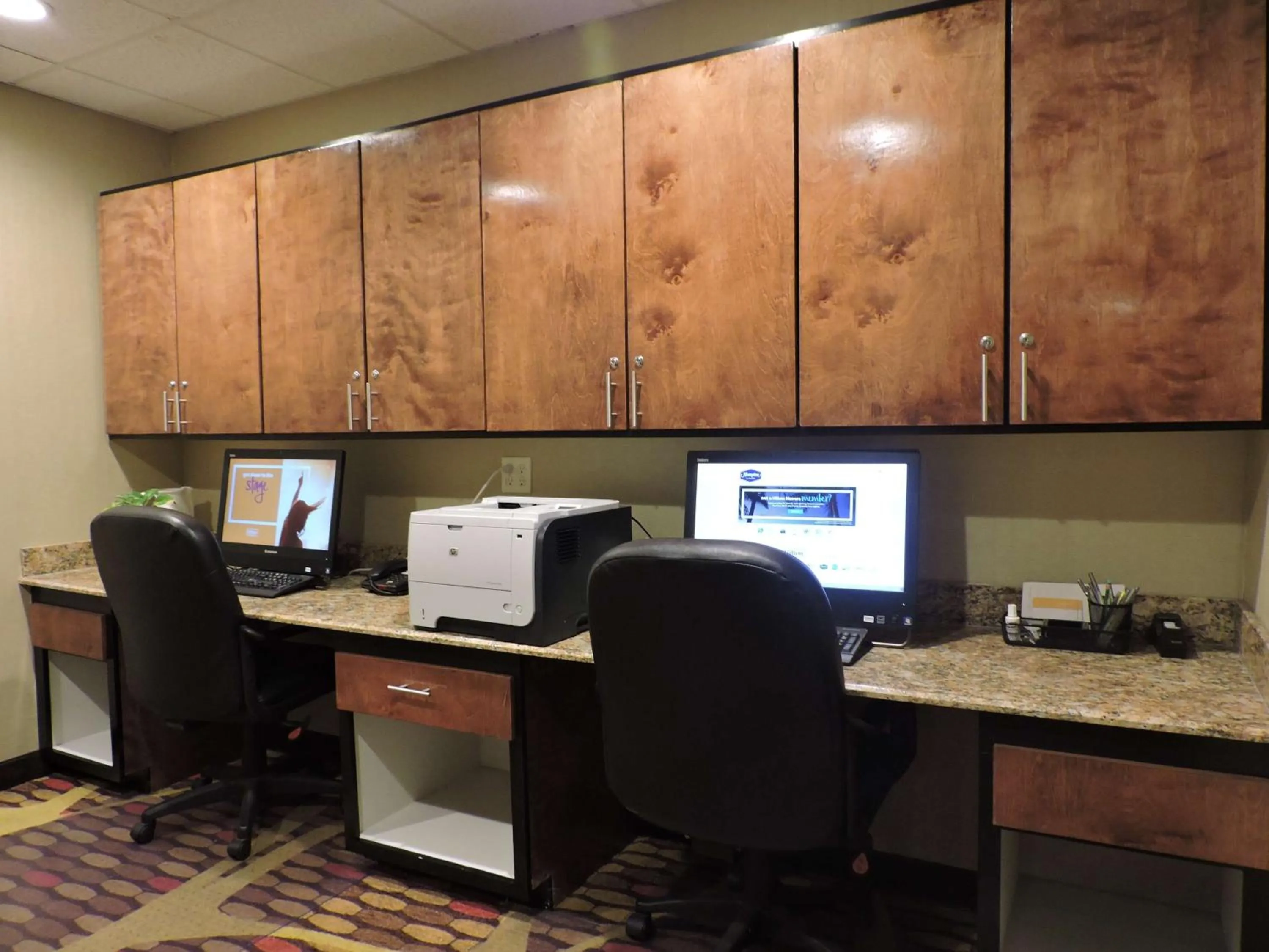 Business facilities in Hampton Inn Lafayette Louisiana