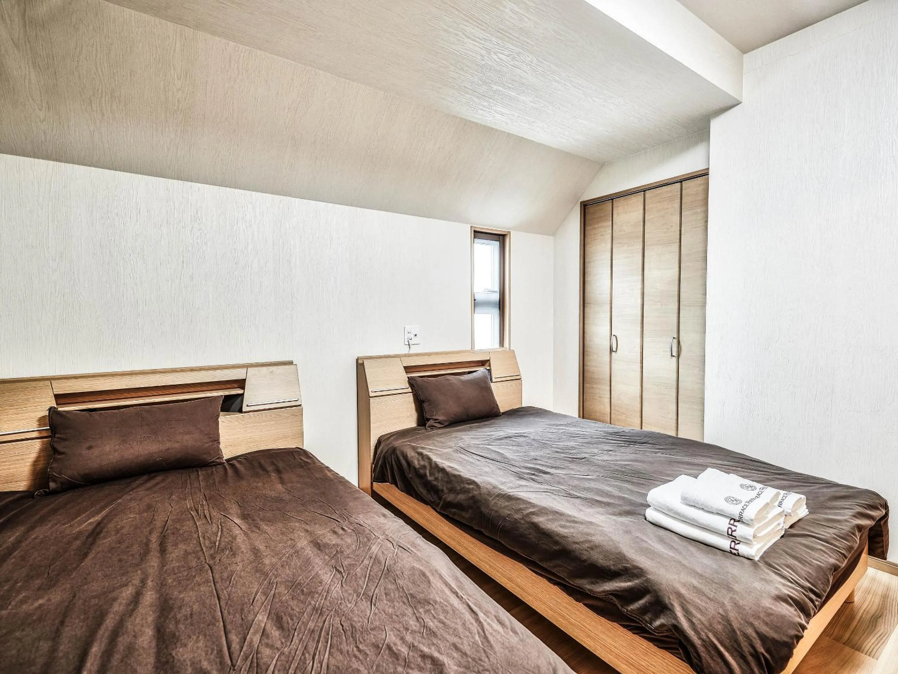 Bed in Terrace Resort Chatan West