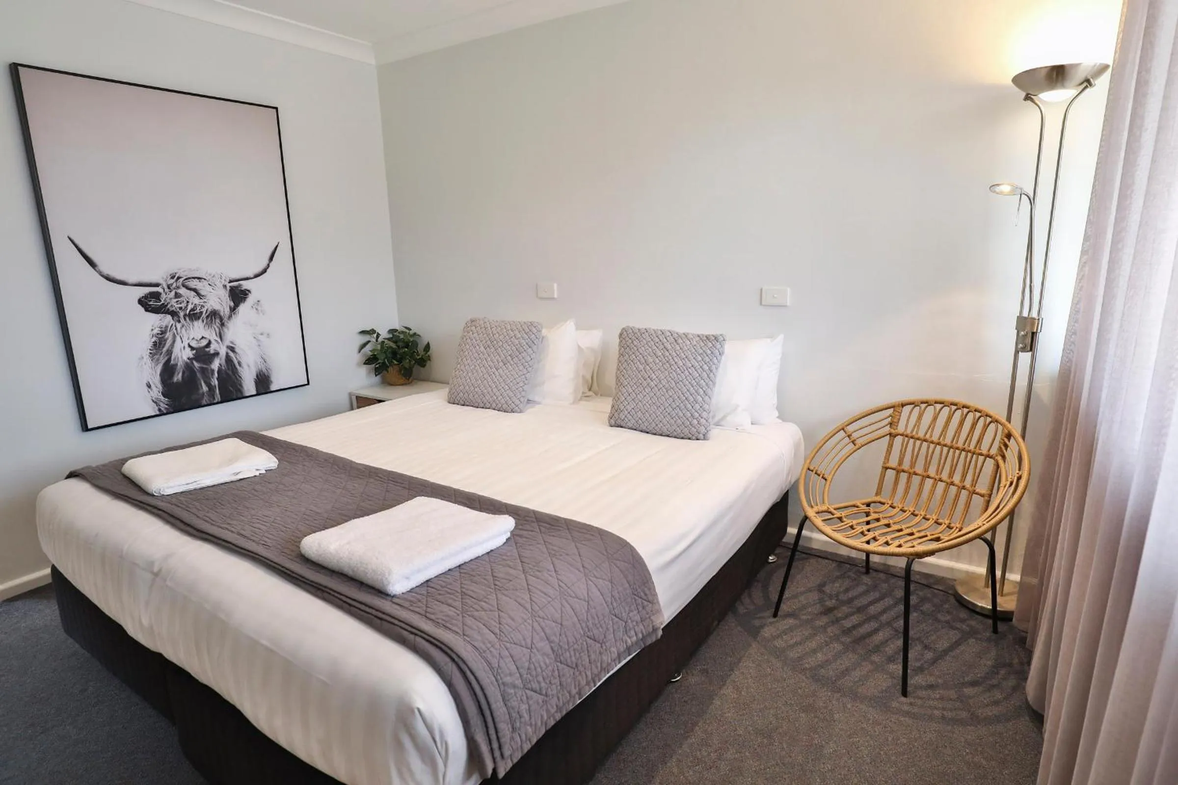 Bed in Robinvale Bridge Motel