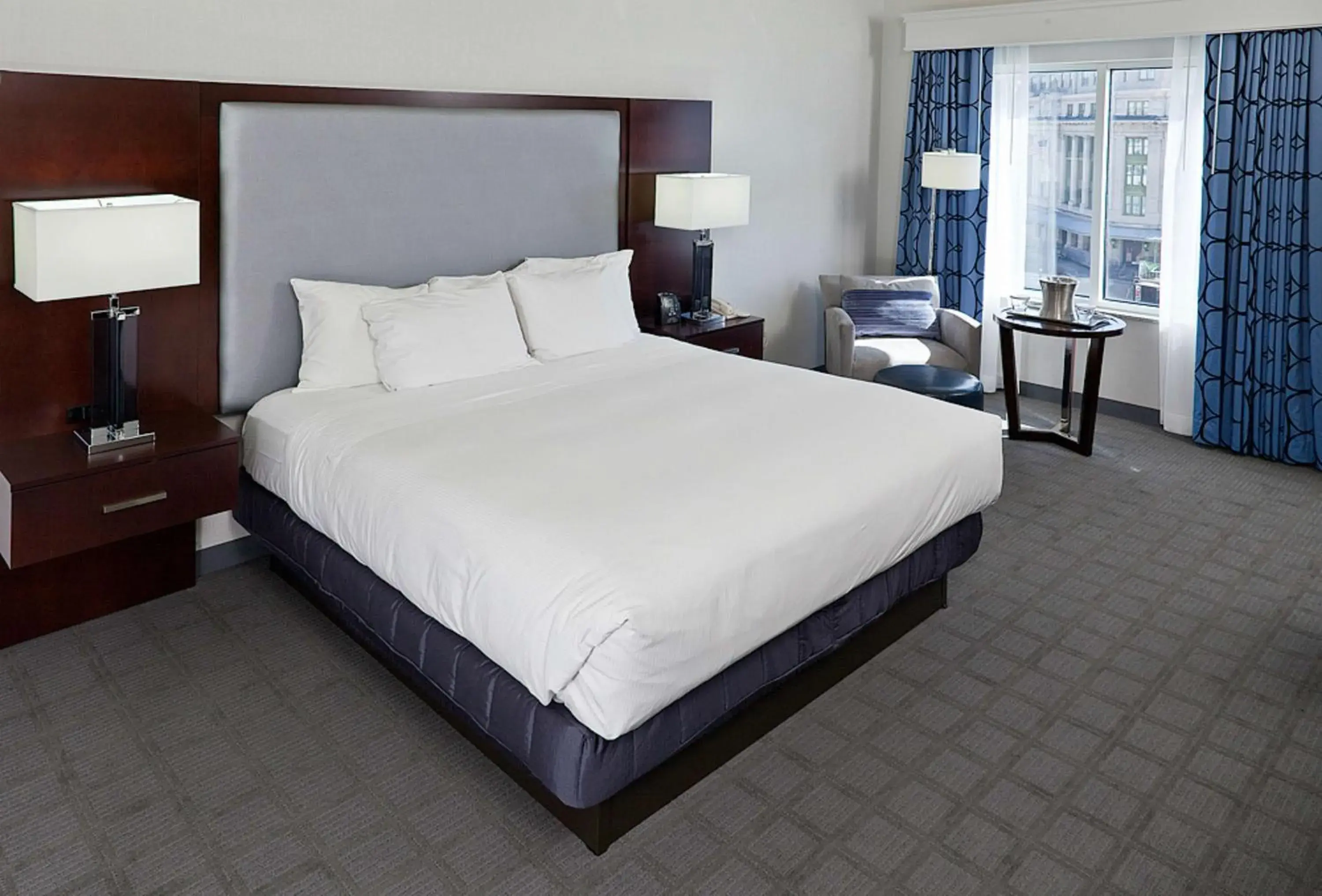 King Room in Hilton Scranton & Conference Center King Room in Hilton Scranton & Conference Center