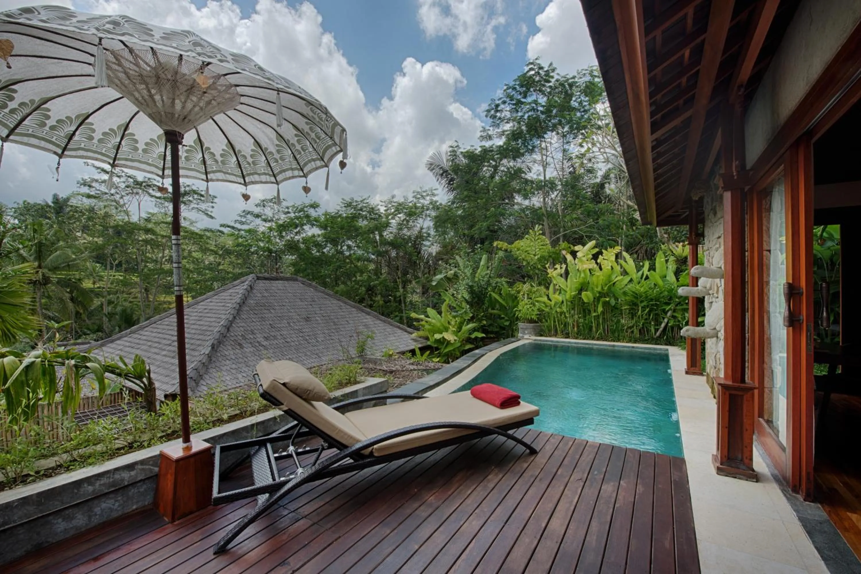 Swimming pool in Nau Villa Ubud