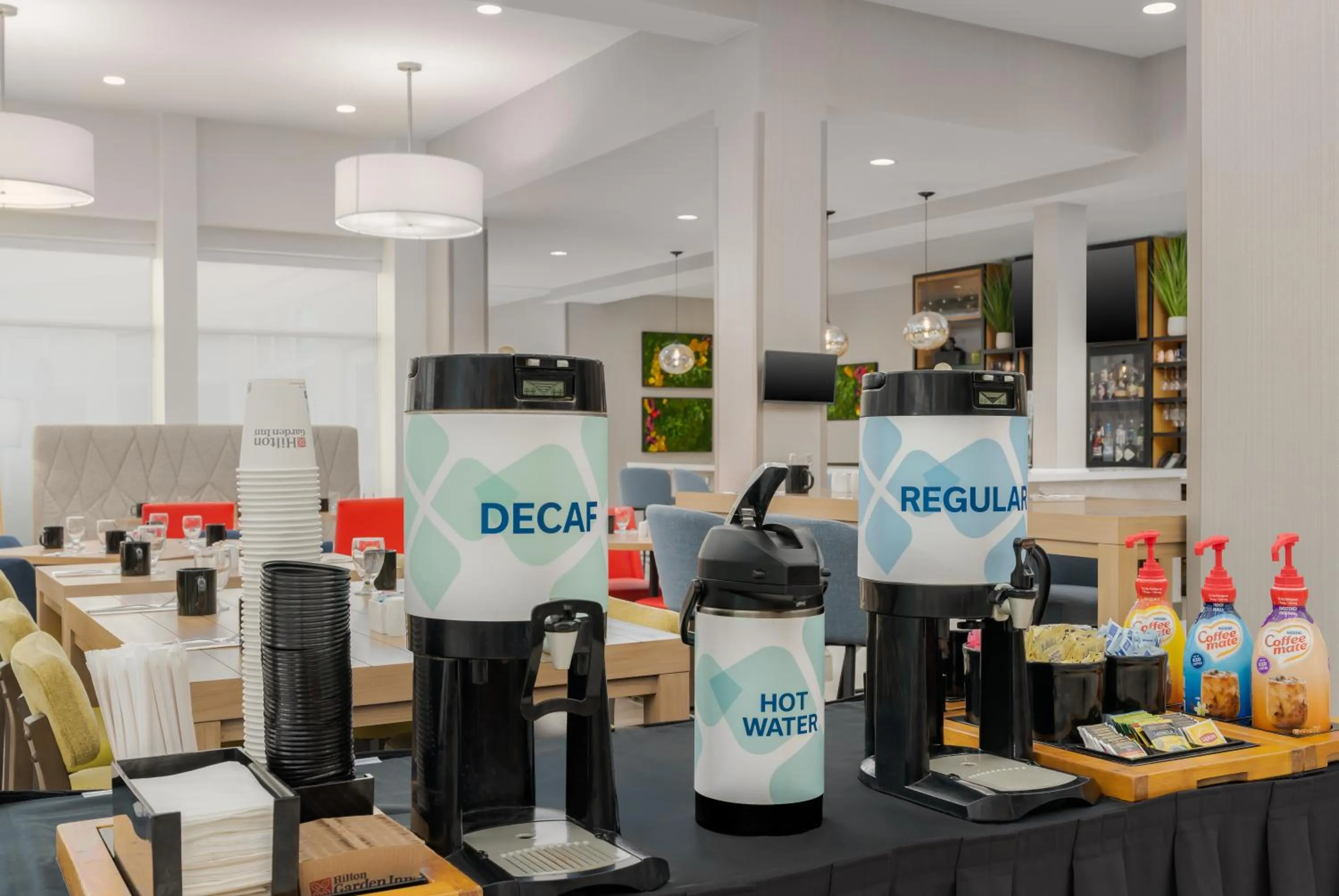 Food and drinks in Hilton Garden Inn Dover