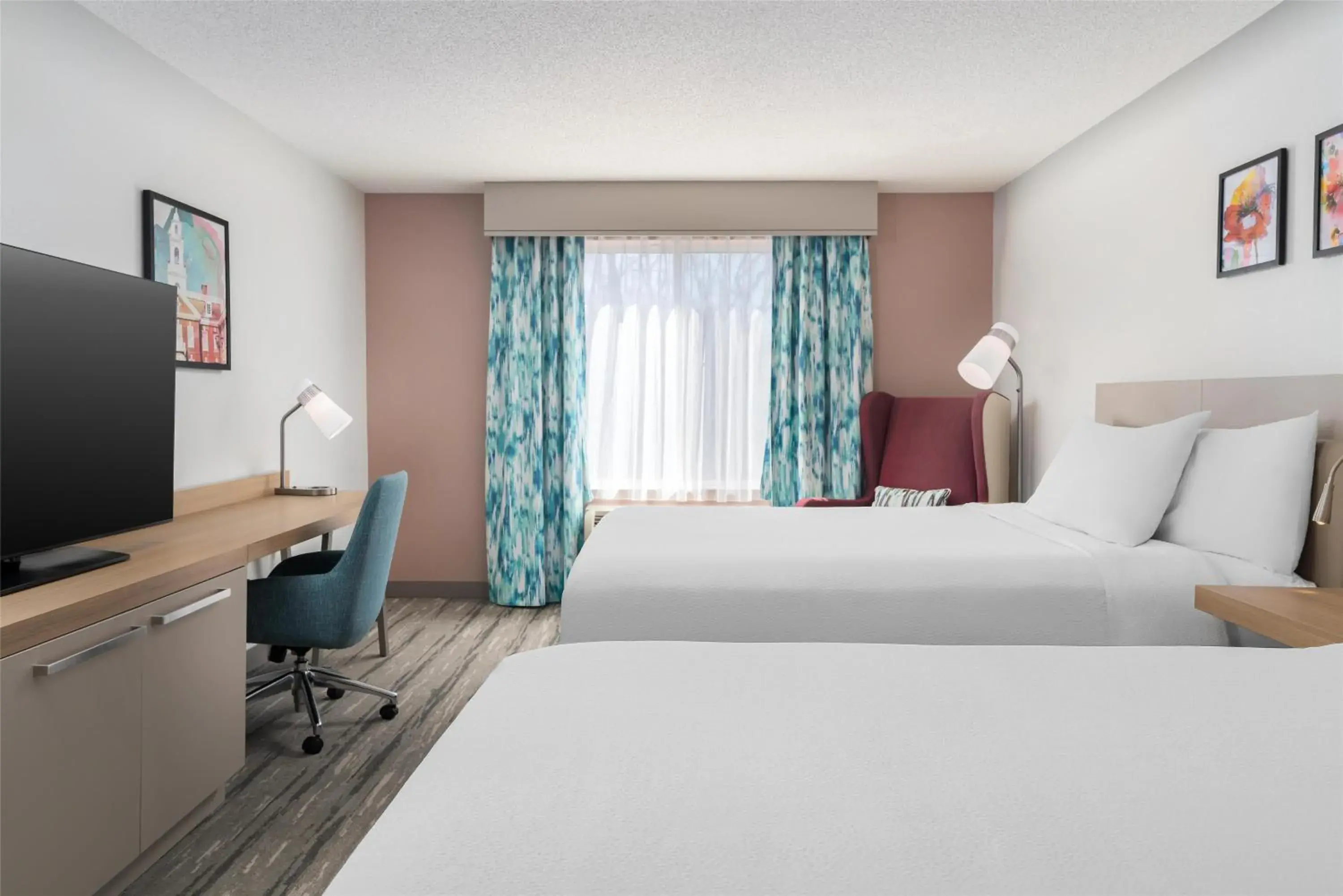 Queen Room with Two Queen Beds in Hilton Garden Inn Dover Queen Room with Two Queen Beds in Hilton Garden Inn Dover