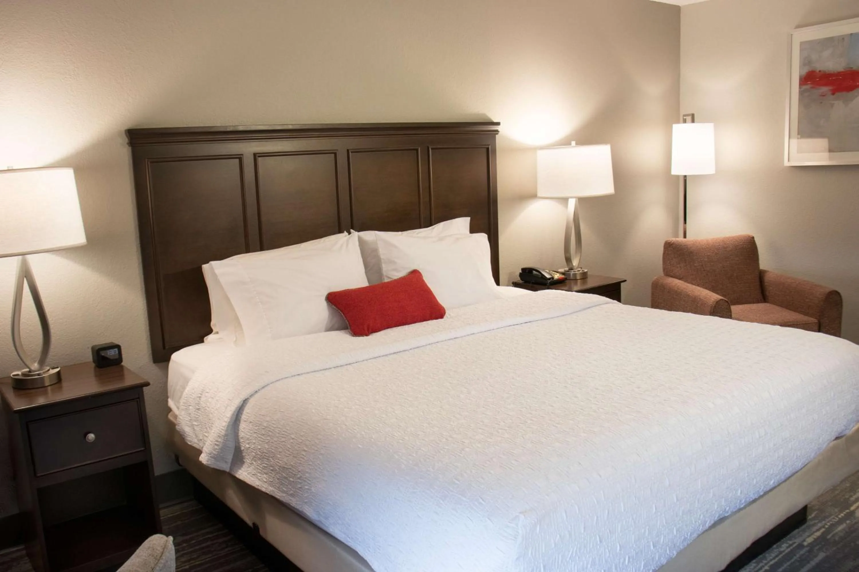 Bed in Hampton Inn Tuscaloosa-University