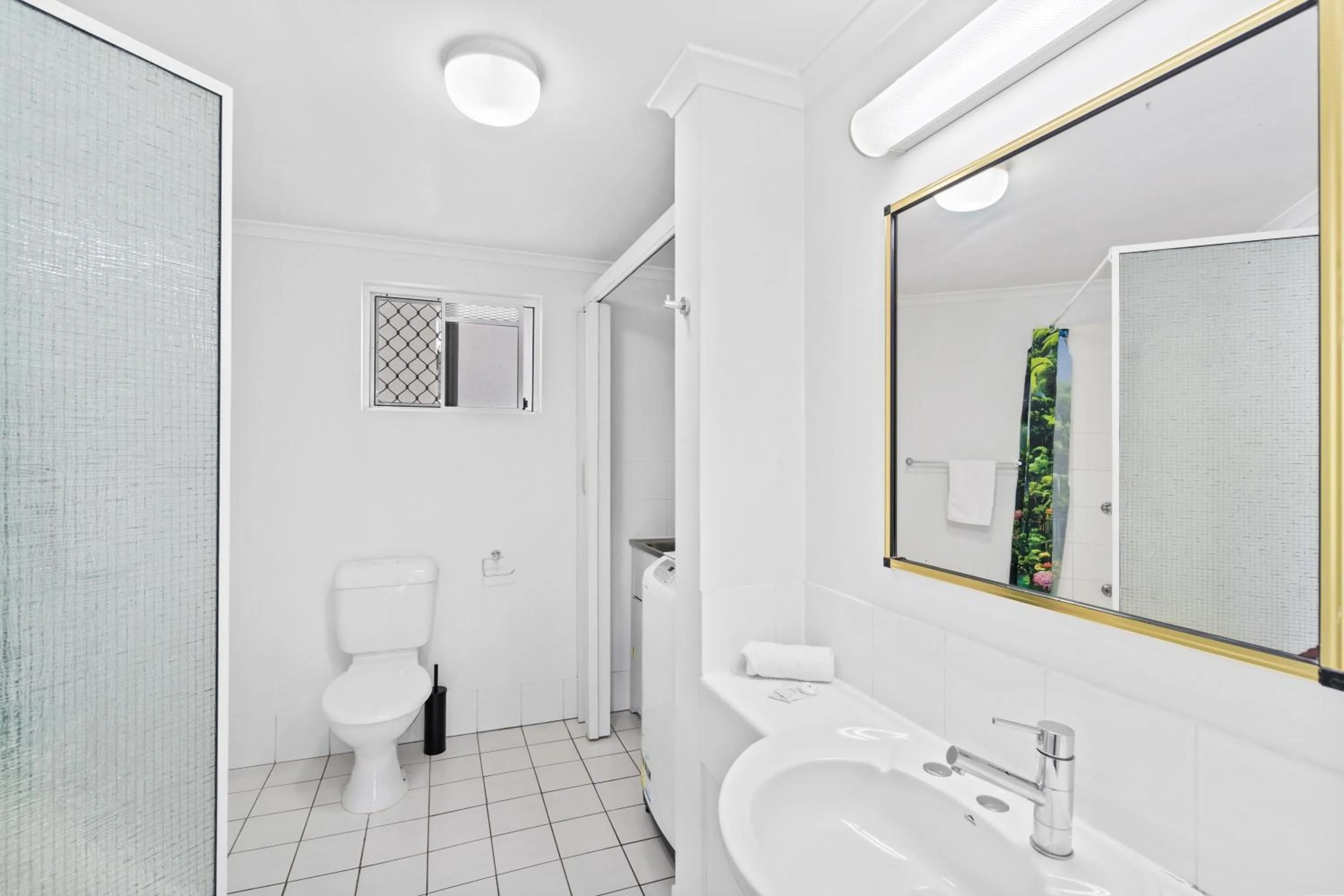 Bathroom in Citysider Cairns Holiday Apartments