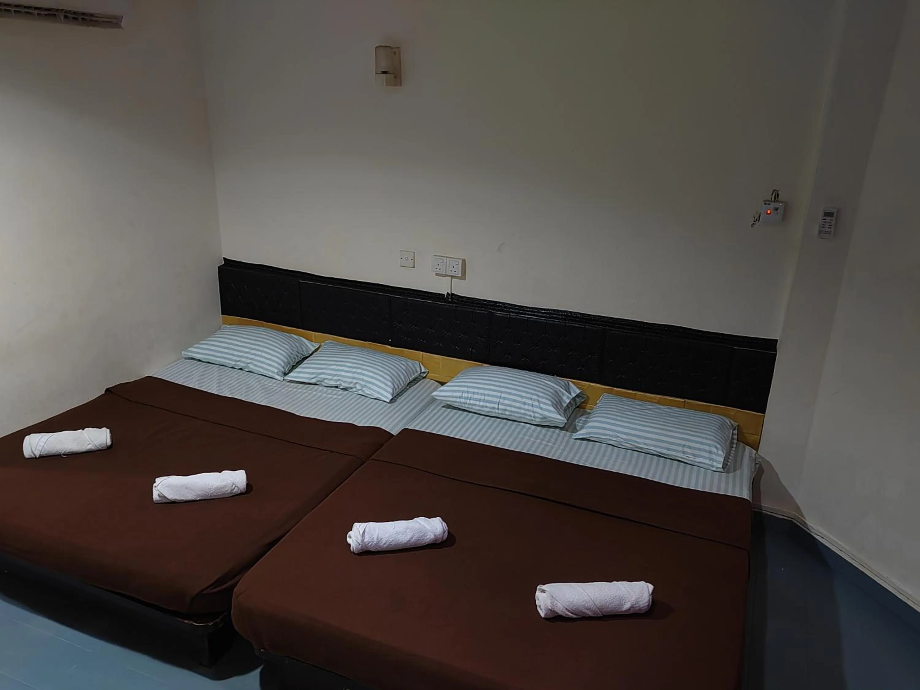 Bed in Hotel Kenangan