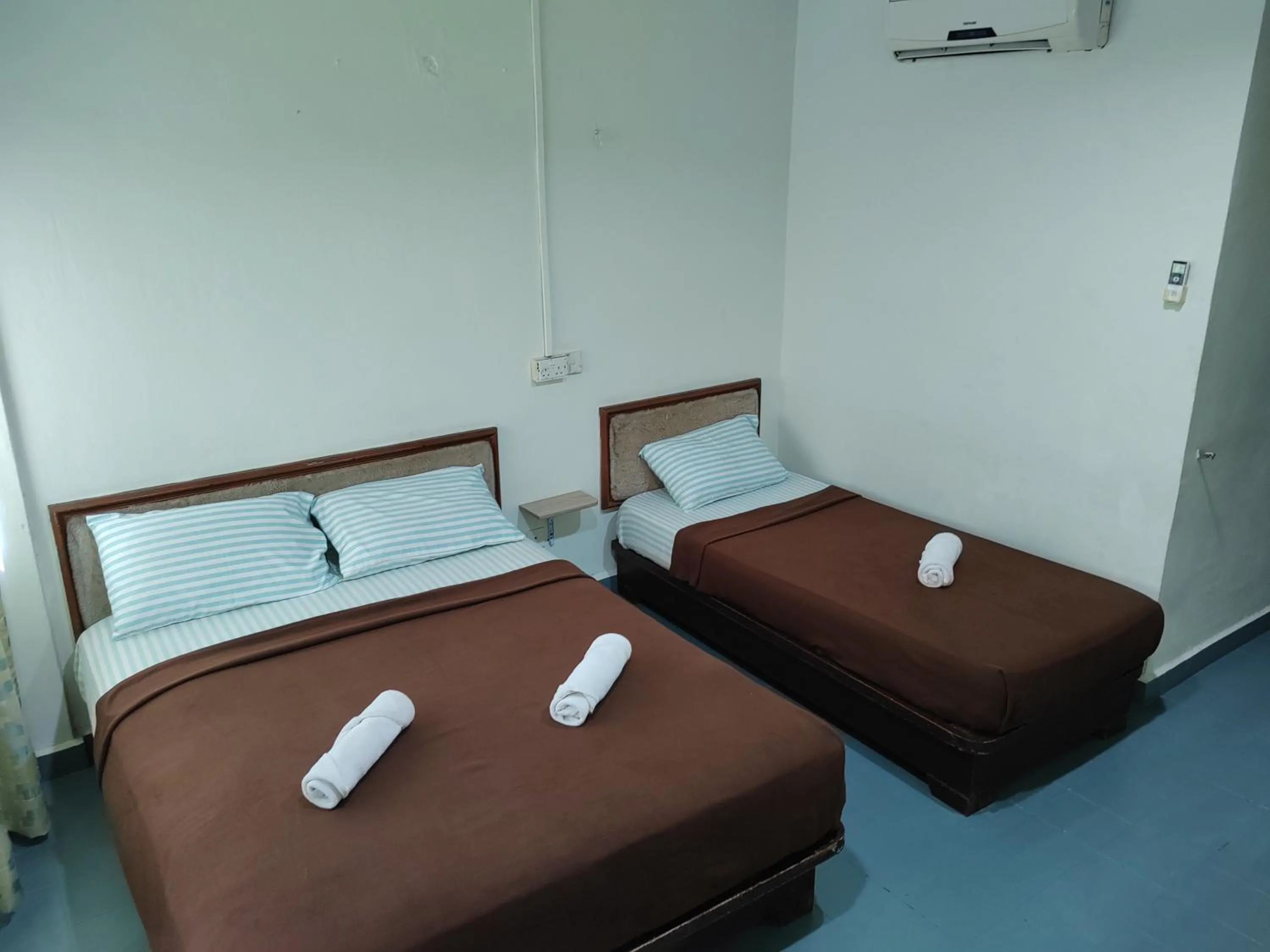 Bed in Hotel Kenangan