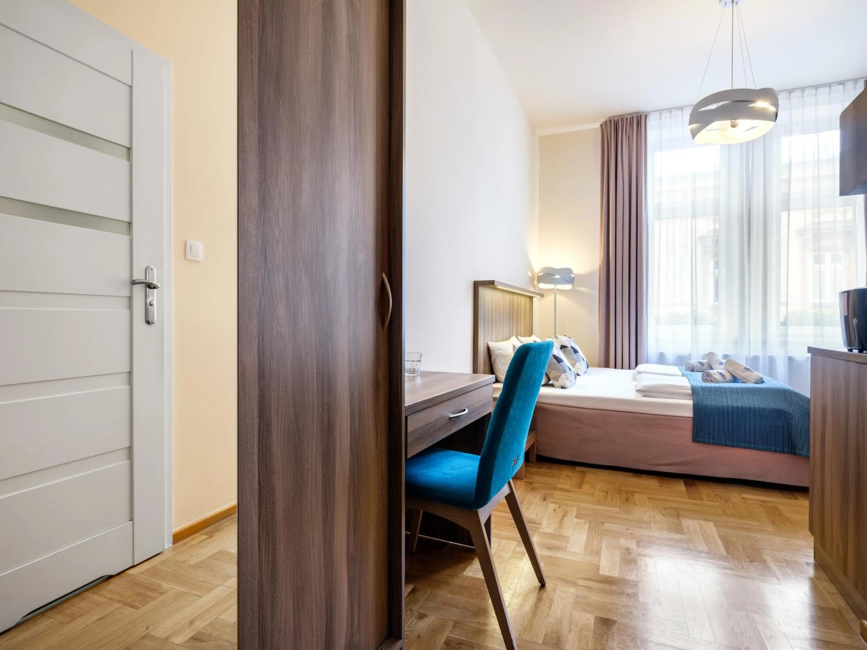 Photo of the whole room, Bed in Kosmopolita Apartments