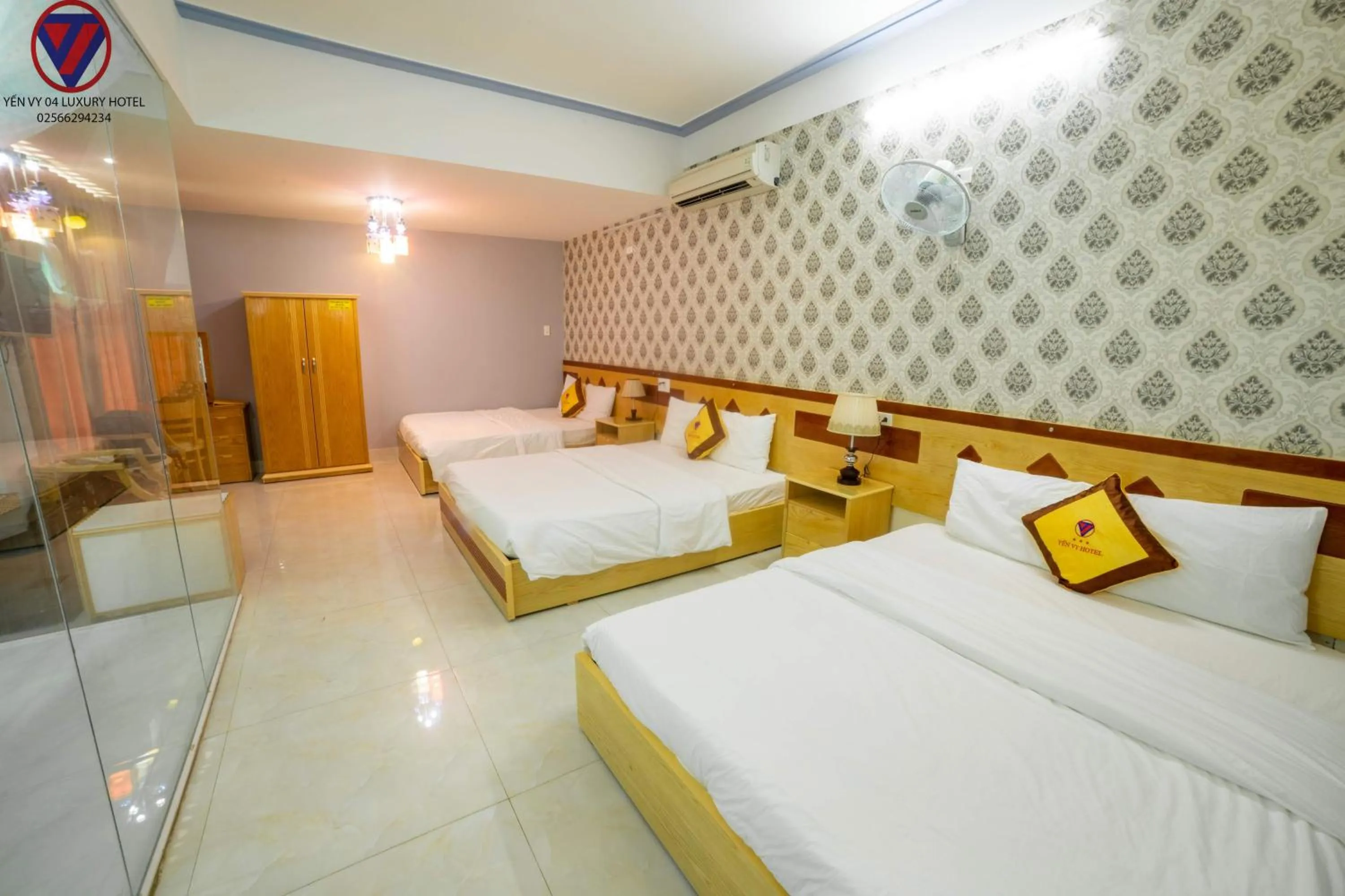 Bed in Yen Vy 04 Luxury Hotel