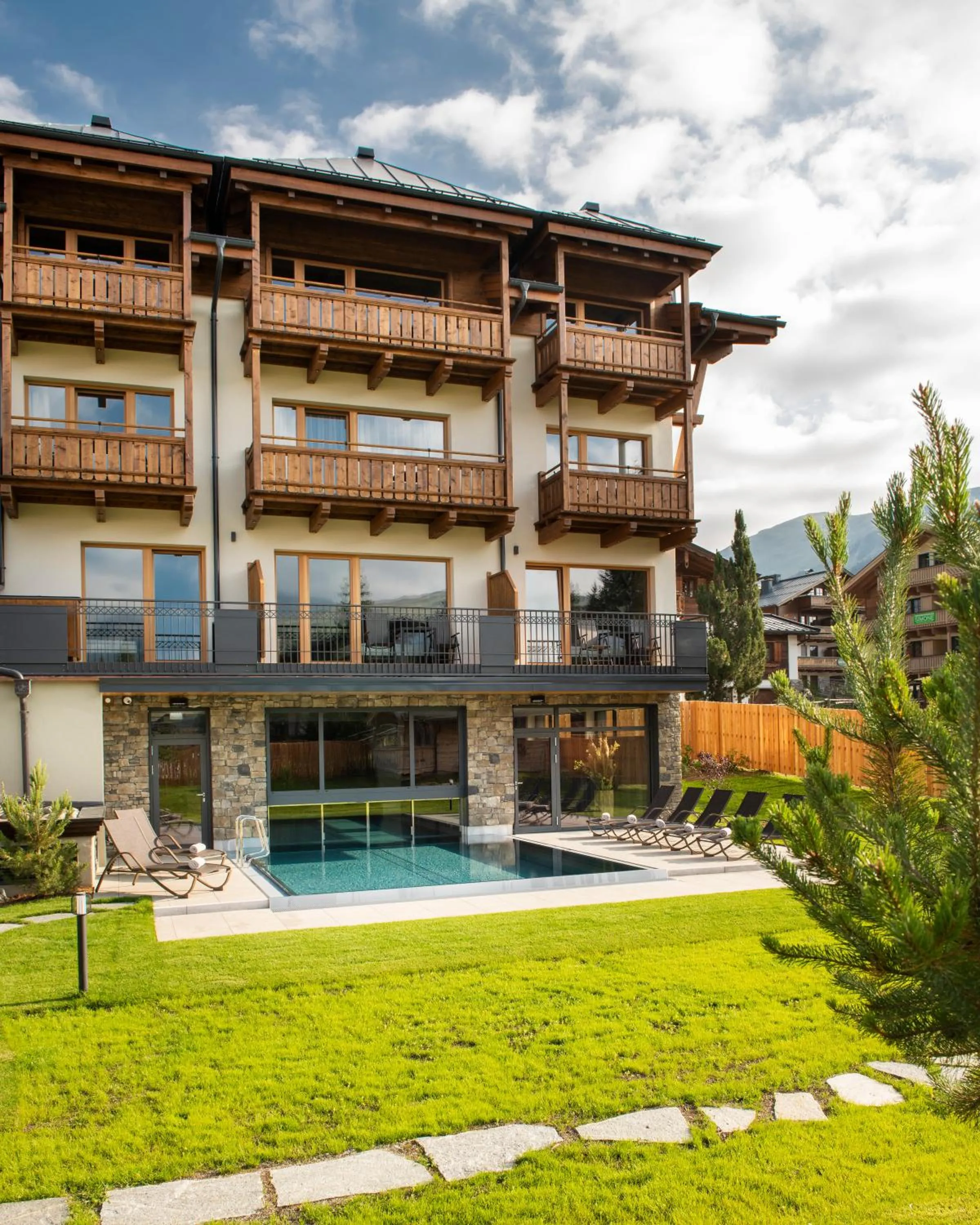 Garden in Hotel Königsleiten Vital Alpin