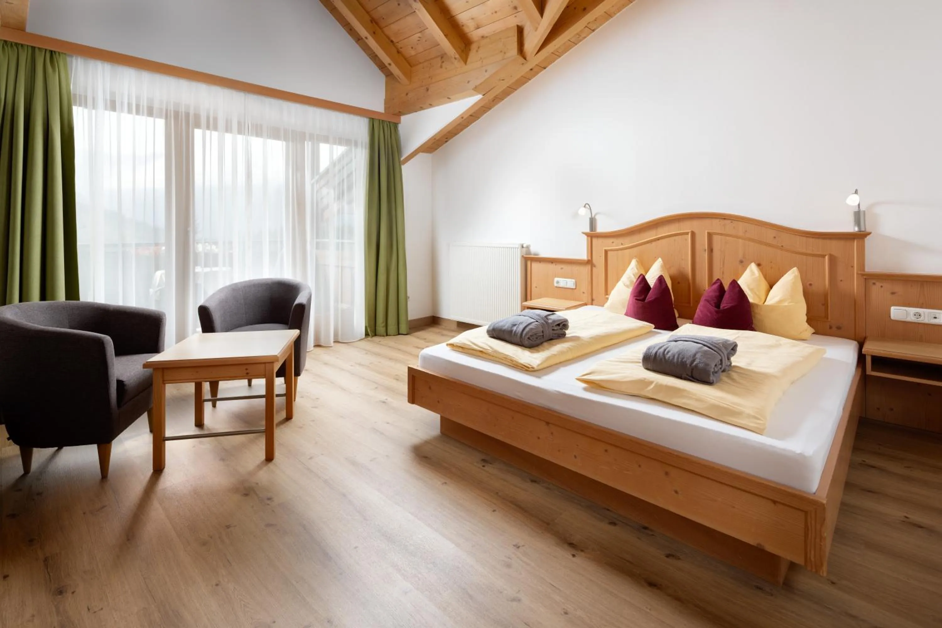 Bed in Hotel Königsleiten Vital Alpin