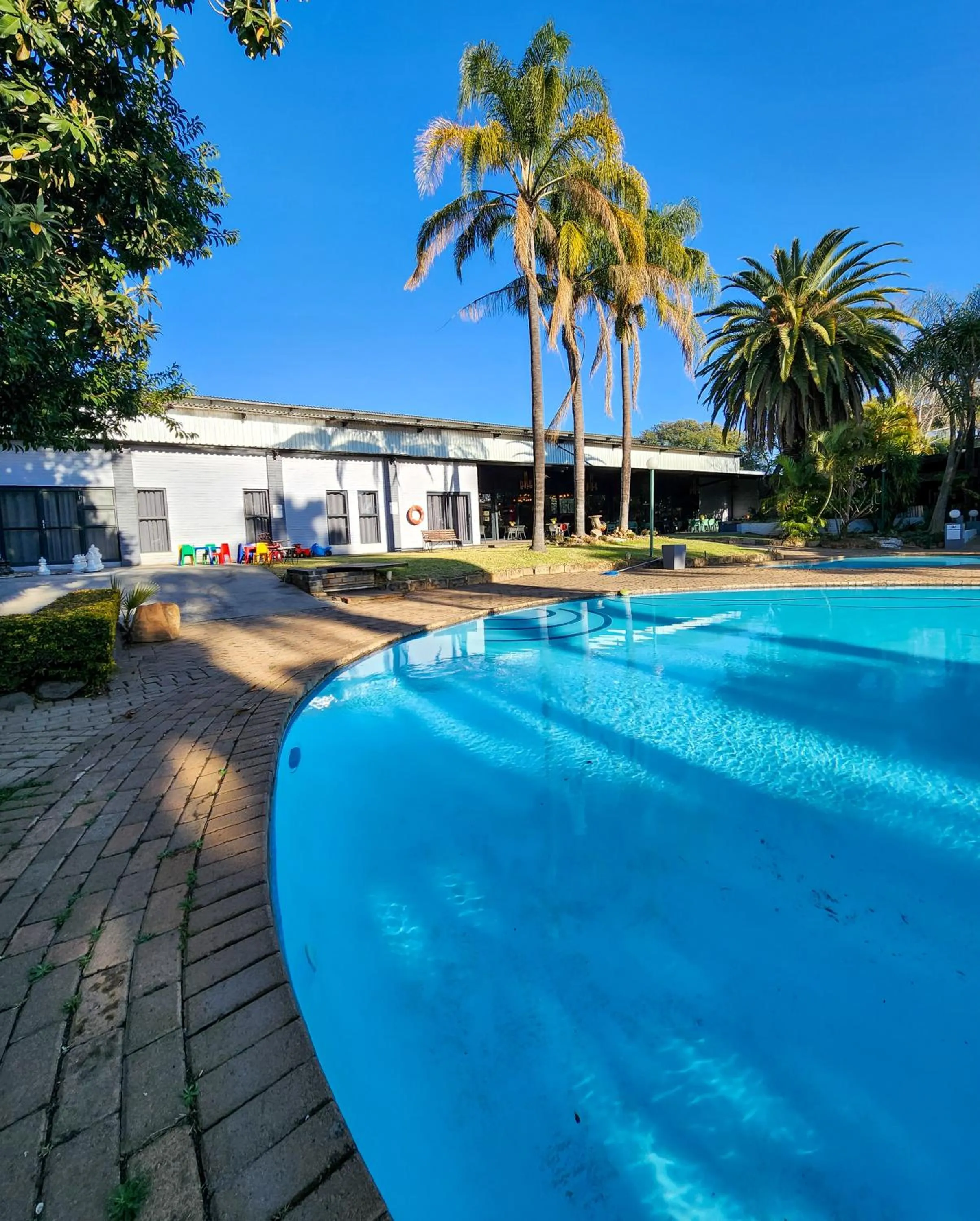 Safari Hotel & Convention Centre