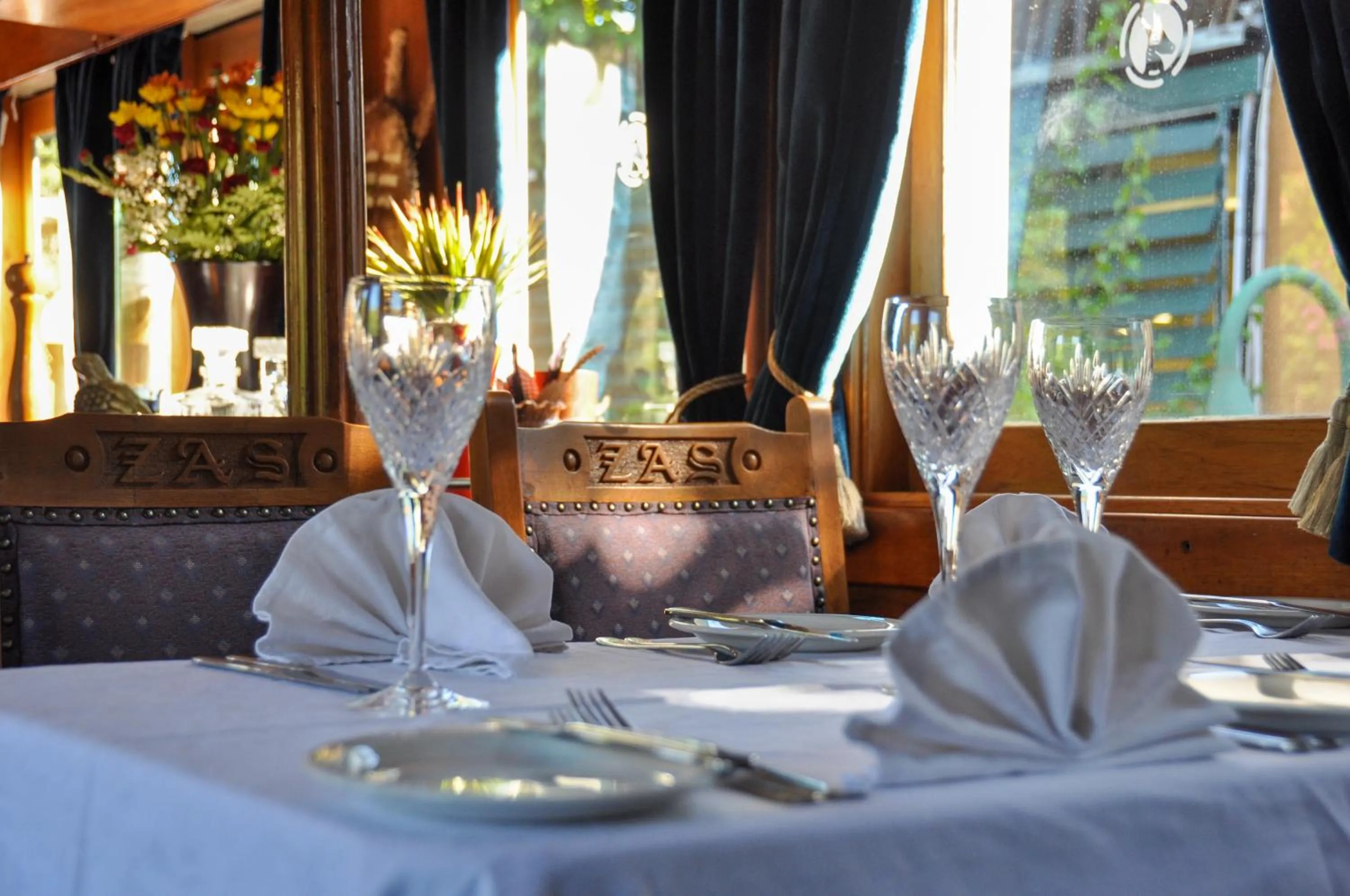 Safari Hotel & Convention Centre