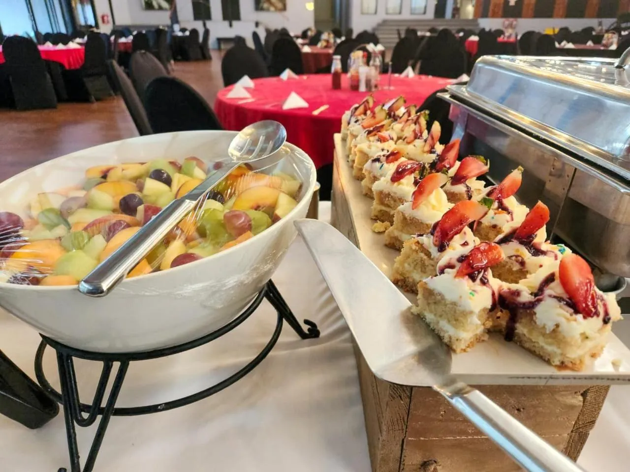 Safari Hotel & Convention Centre