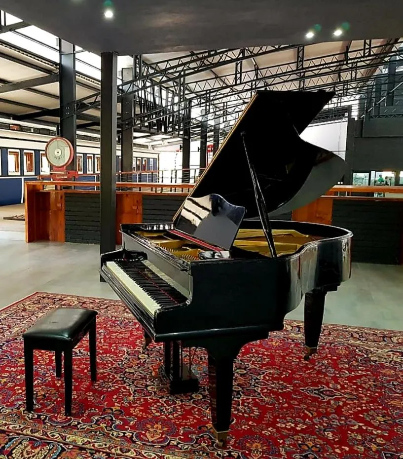 Safari Hotel & Convention Centre