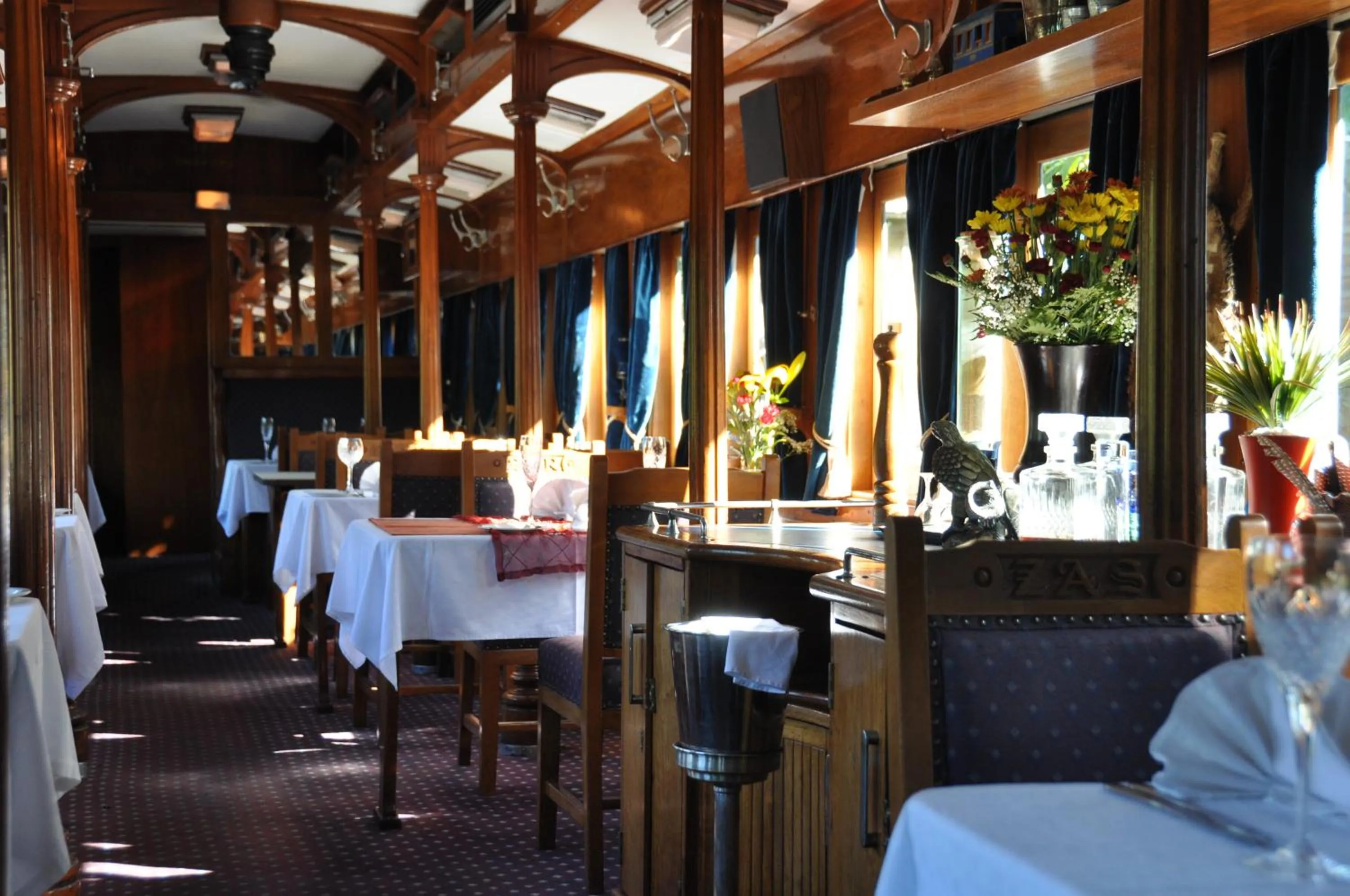 Safari Hotel & Convention Centre