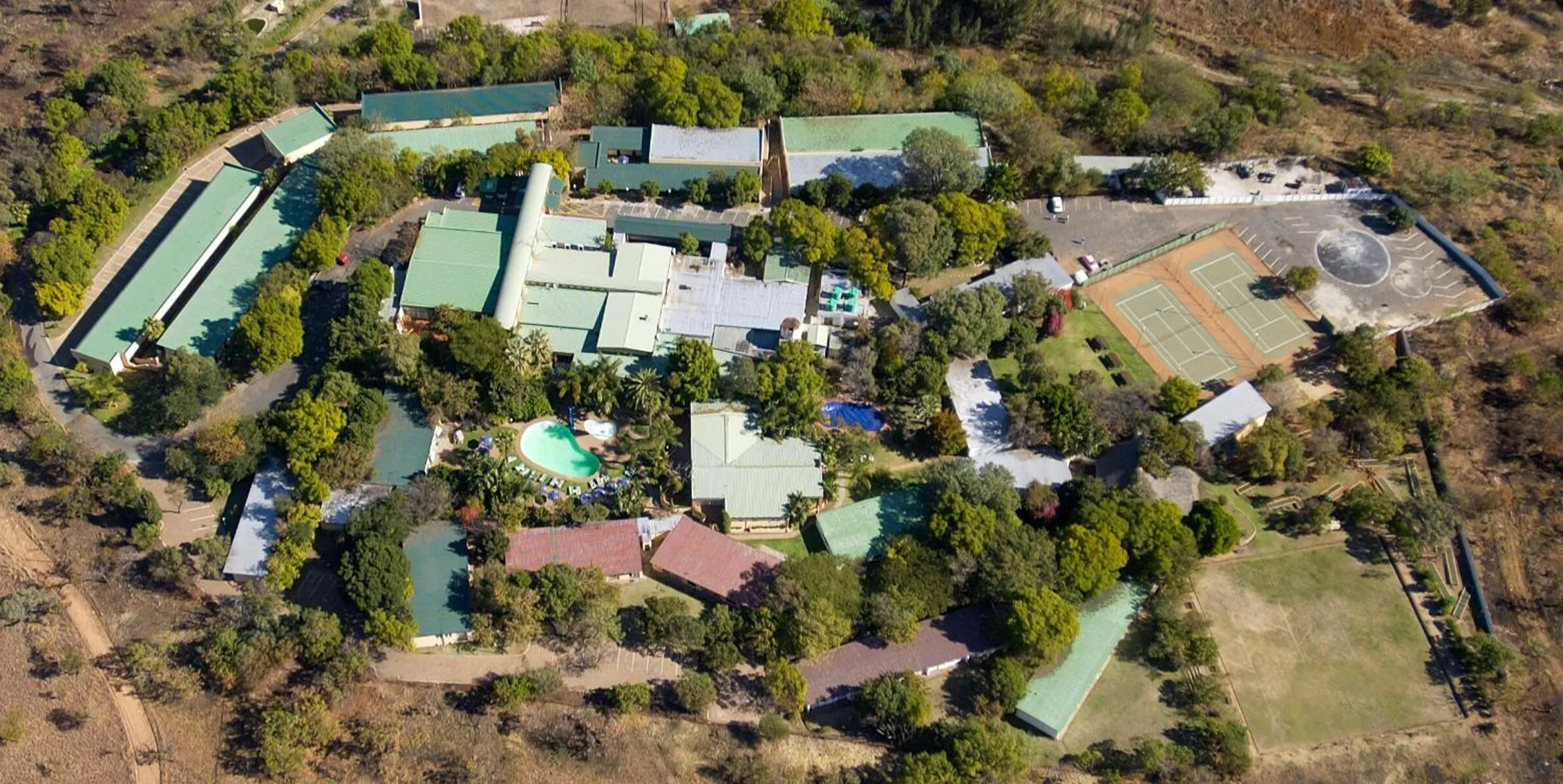 Safari Hotel & Convention Centre