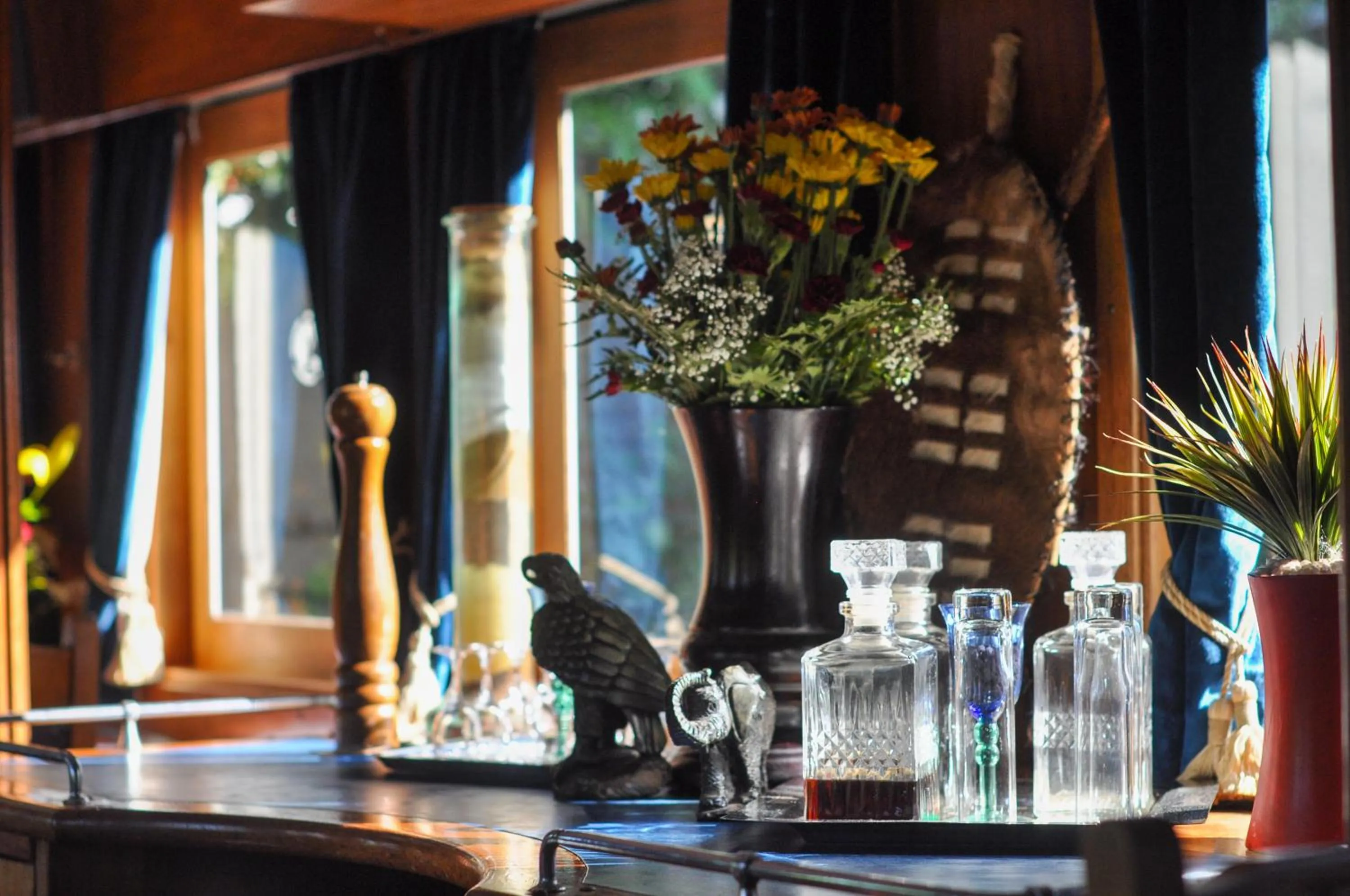 Safari Hotel & Convention Centre