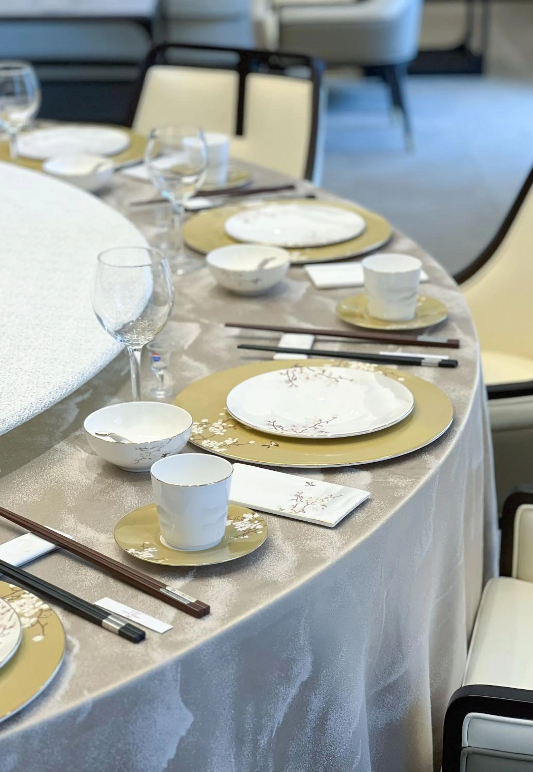 Restaurant/places to eat in Crowne Plaza Zhengzhou by IHG