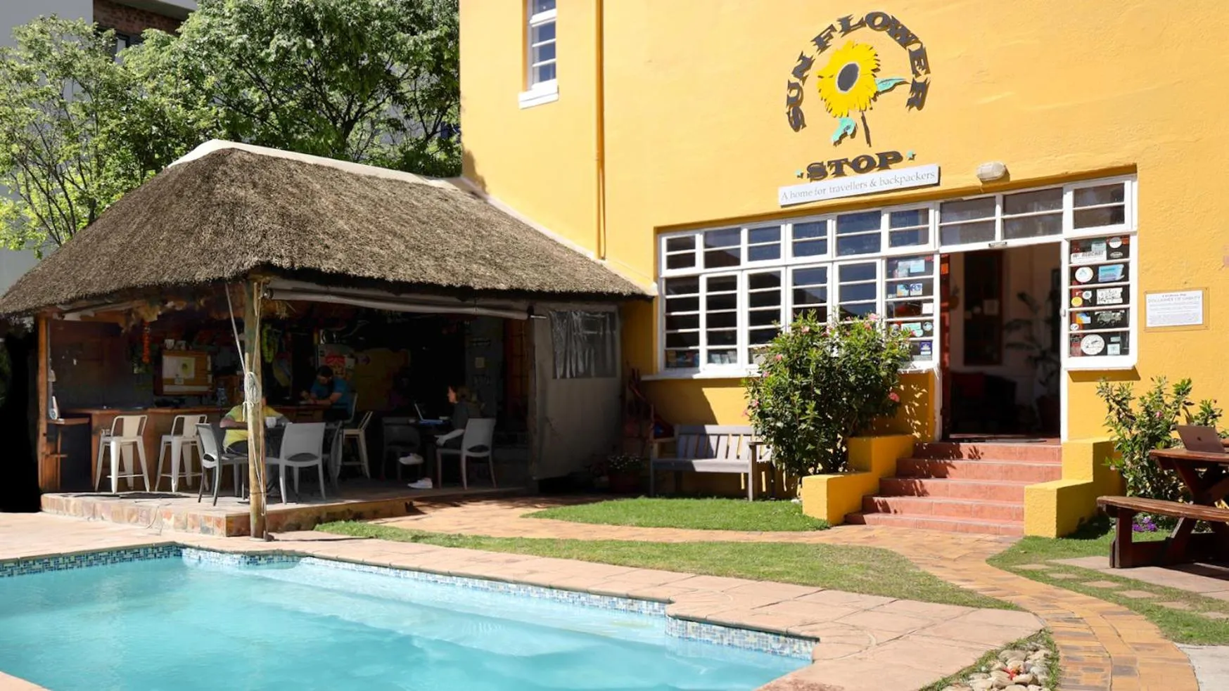 Swimming pool in A Sunflower Stop Backpackers