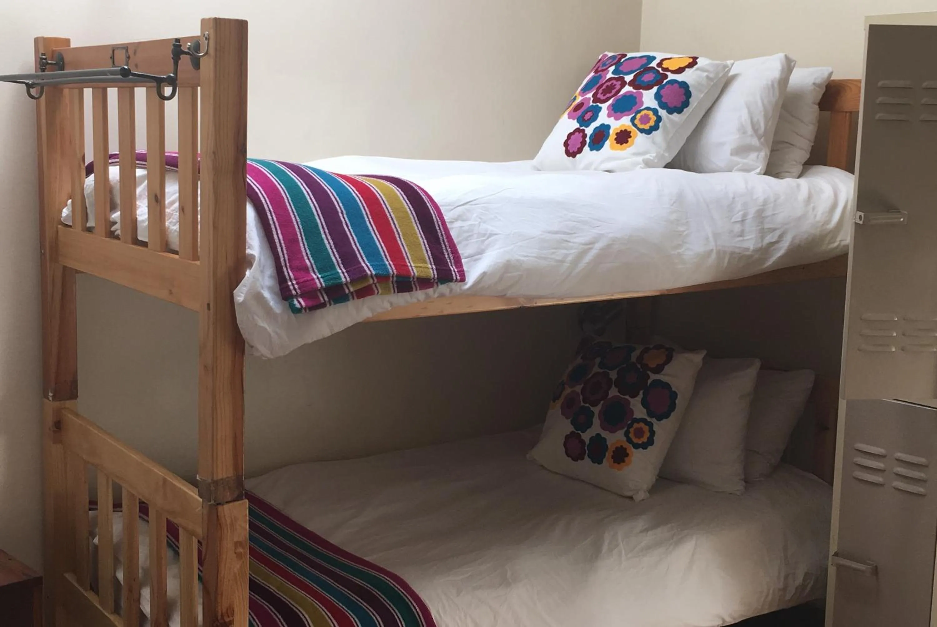 bunk bed, Bed in A Sunflower Stop Backpackers