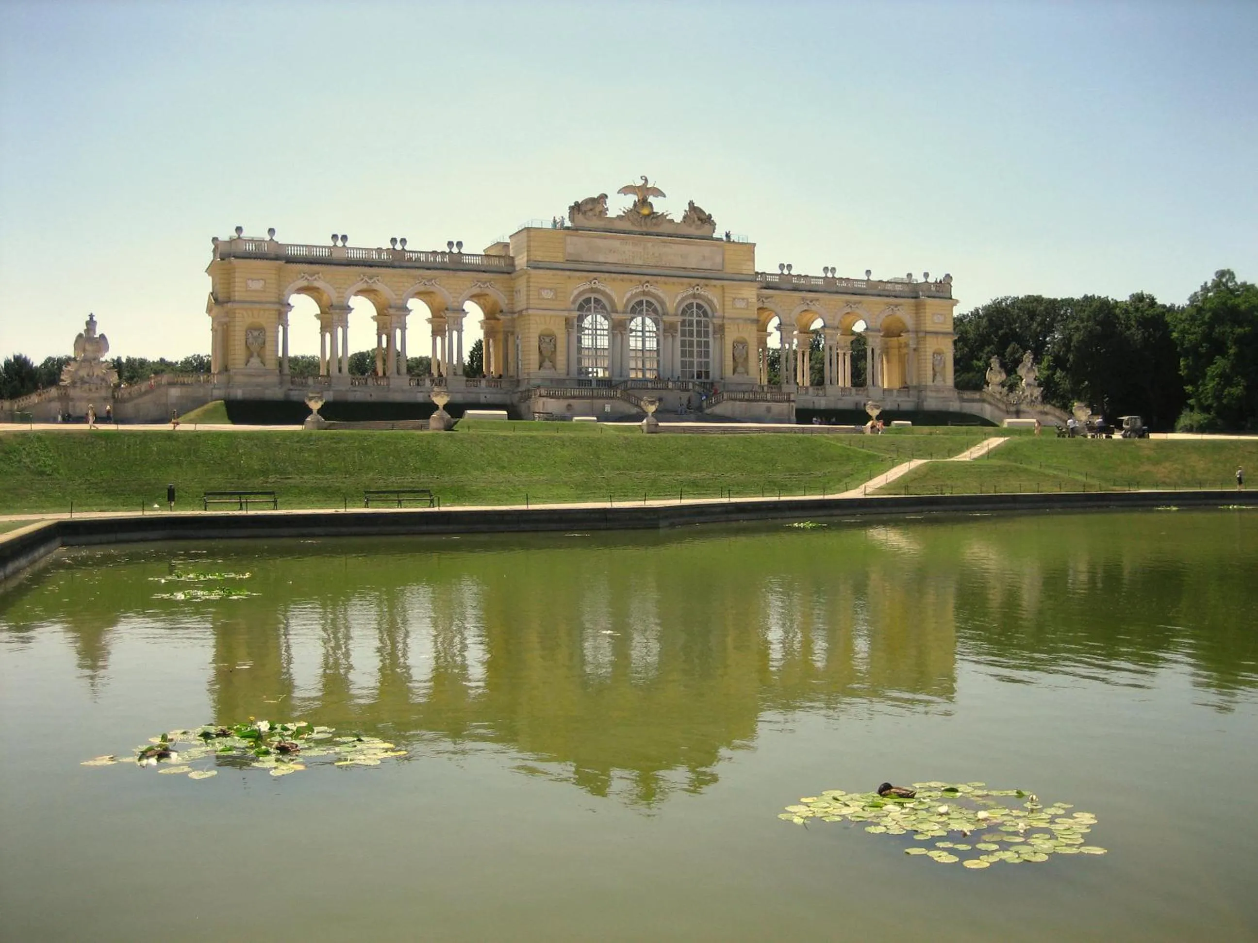 Area and facilities in Hotel Rosner