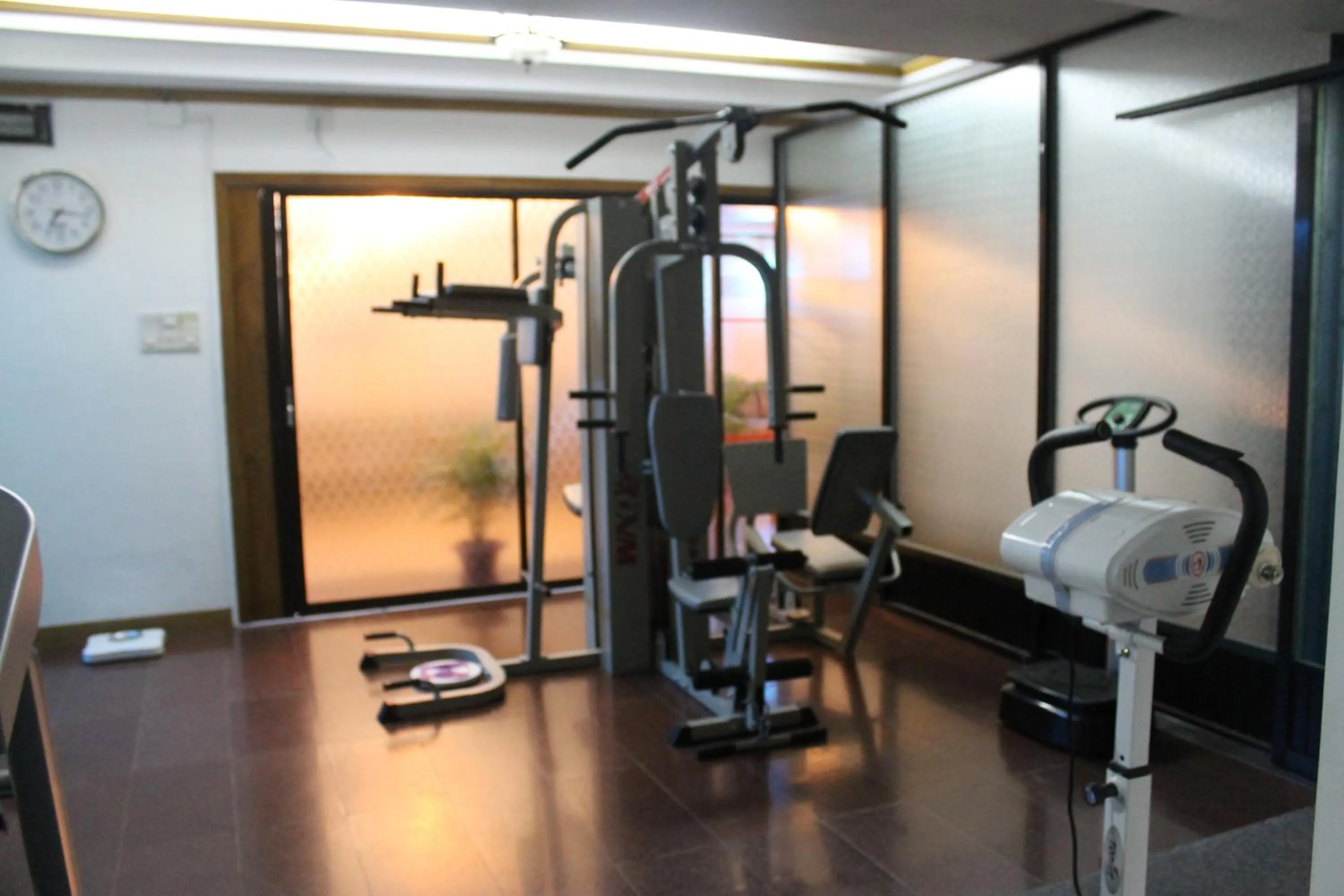 Hotel De Meridian Ltd