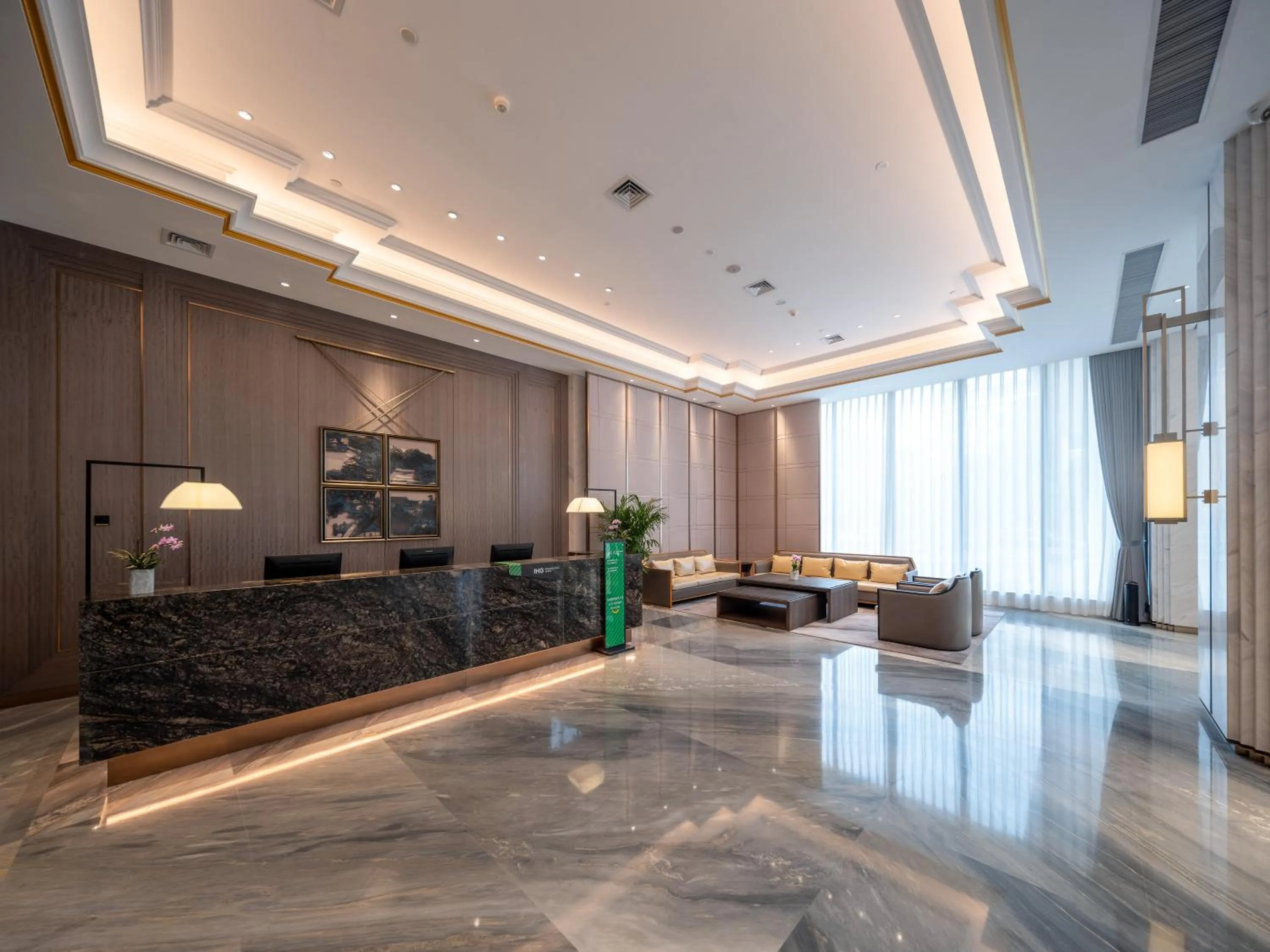 Property building in Holiday Inn Zhengzhou Zhongzhou by IHG