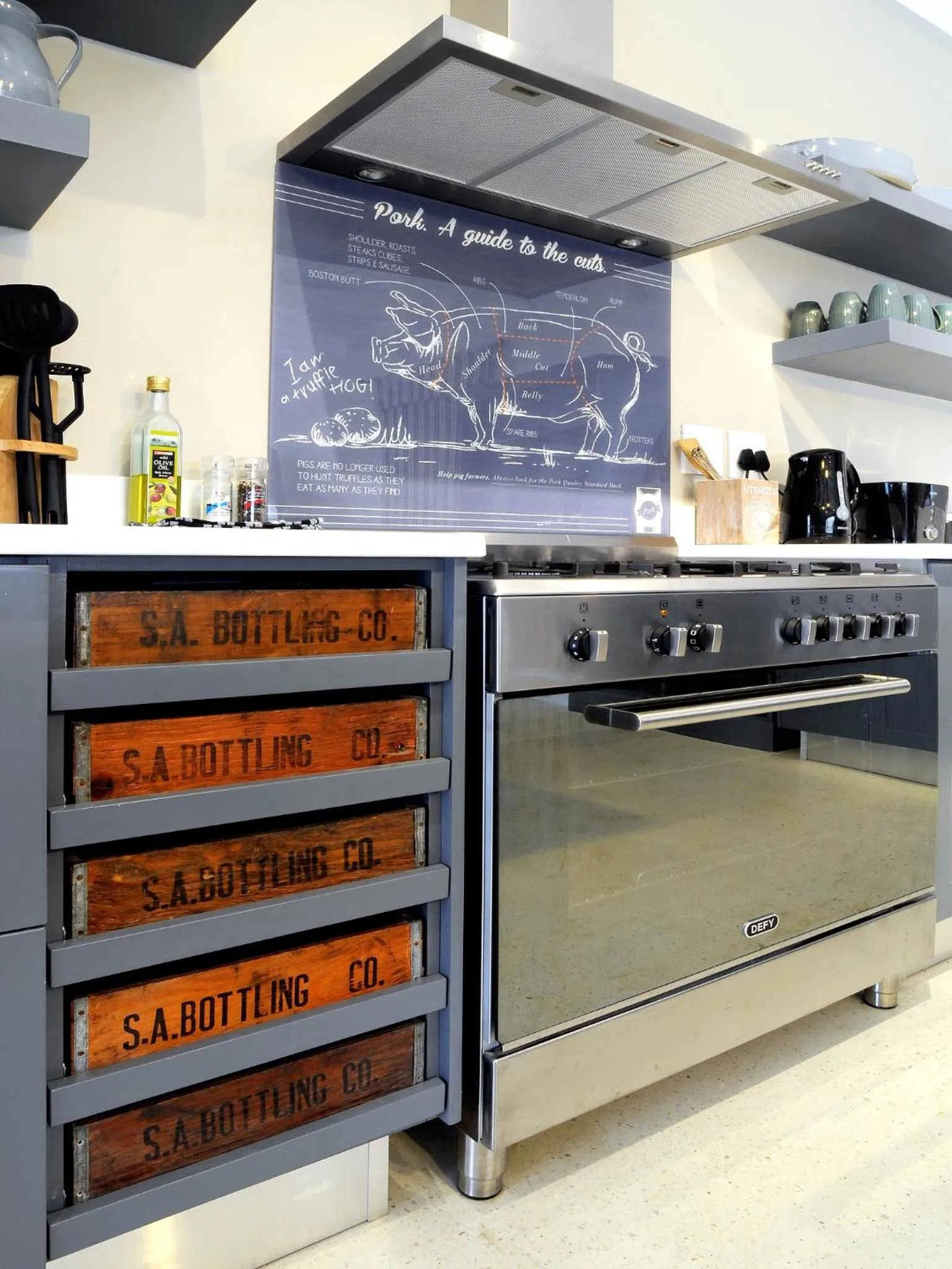 Communal kitchen in Inverell Station by The Oyster Collection