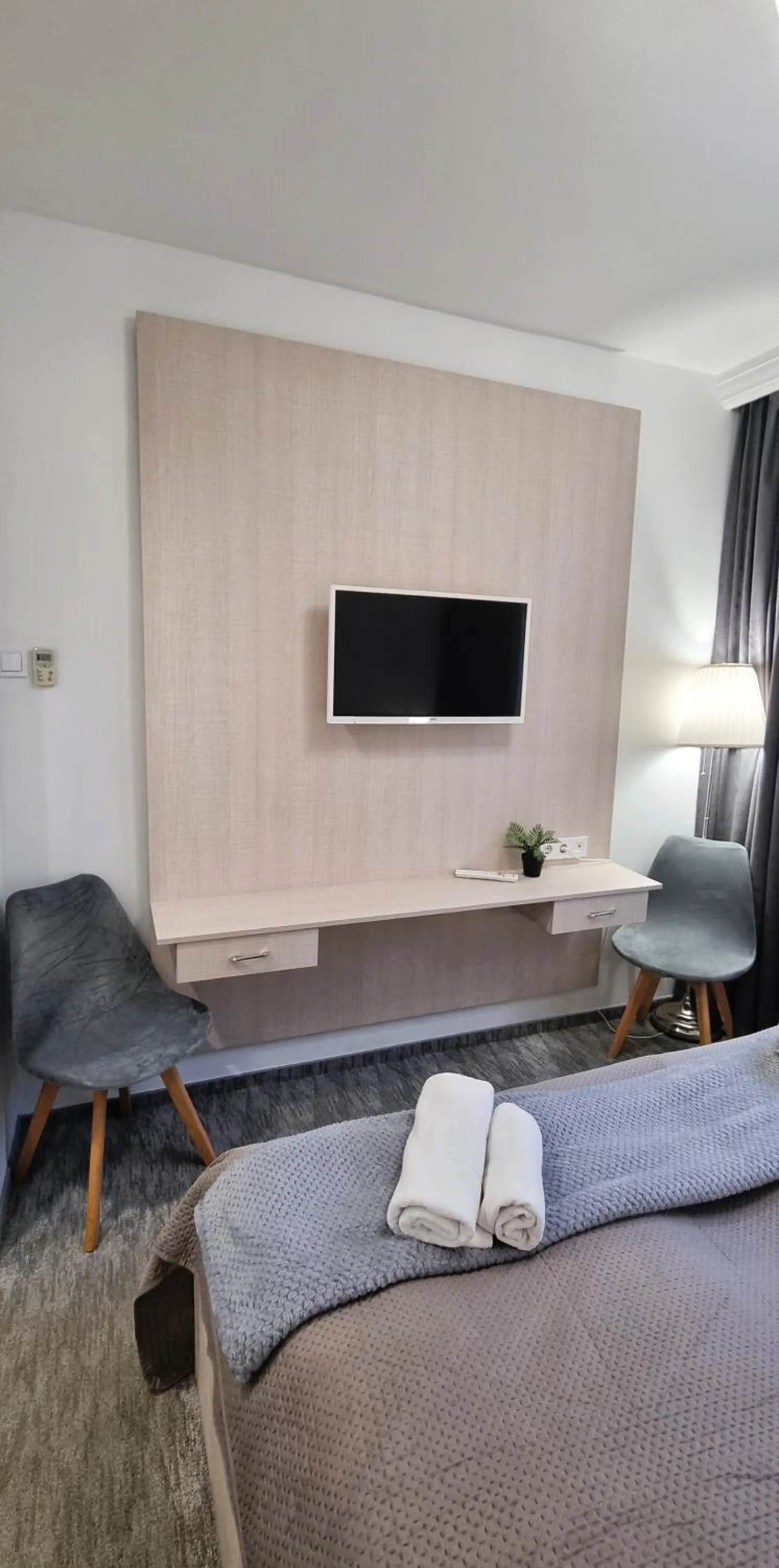 TV and multimedia, Bed in Hotel Három Gúnár