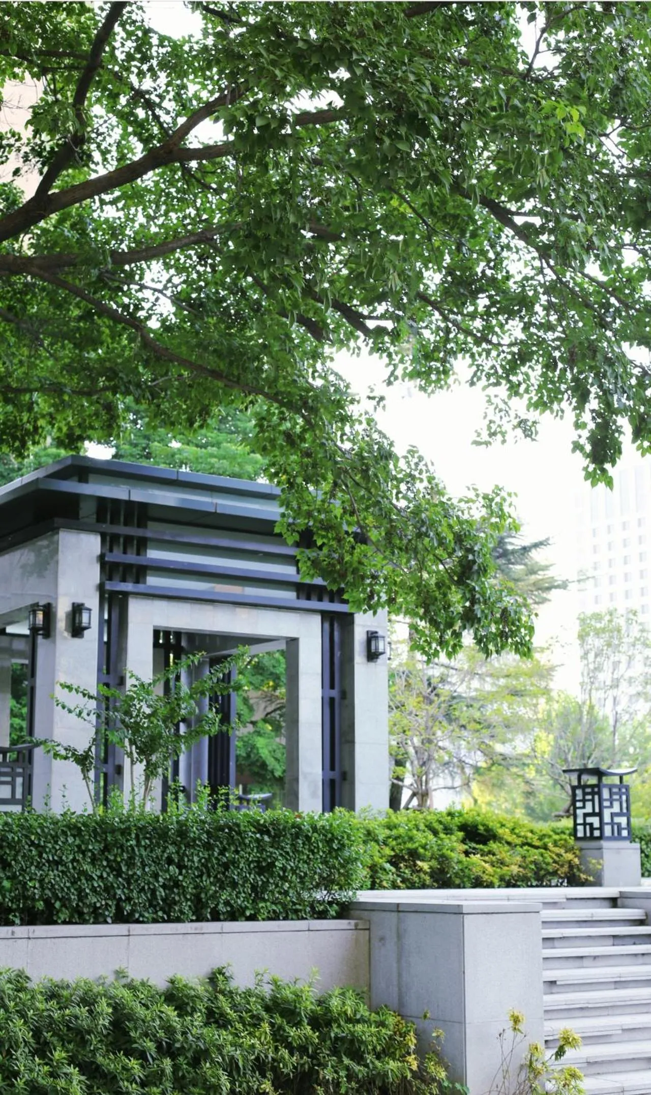 Garden in Holiday Inn Express Zhengzhou Zhongzhou by IHG