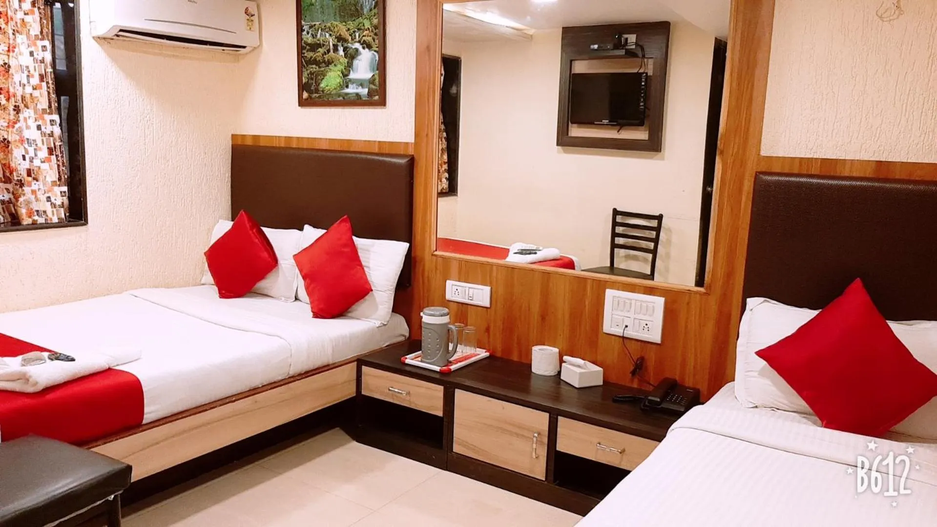 Bed in Hotel Happyland