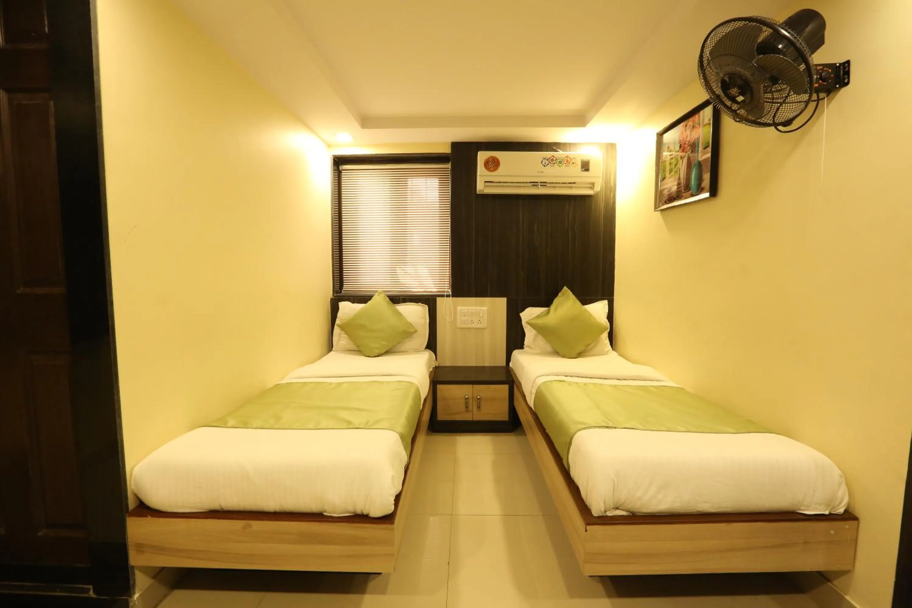 Bed in Hotel Happyland