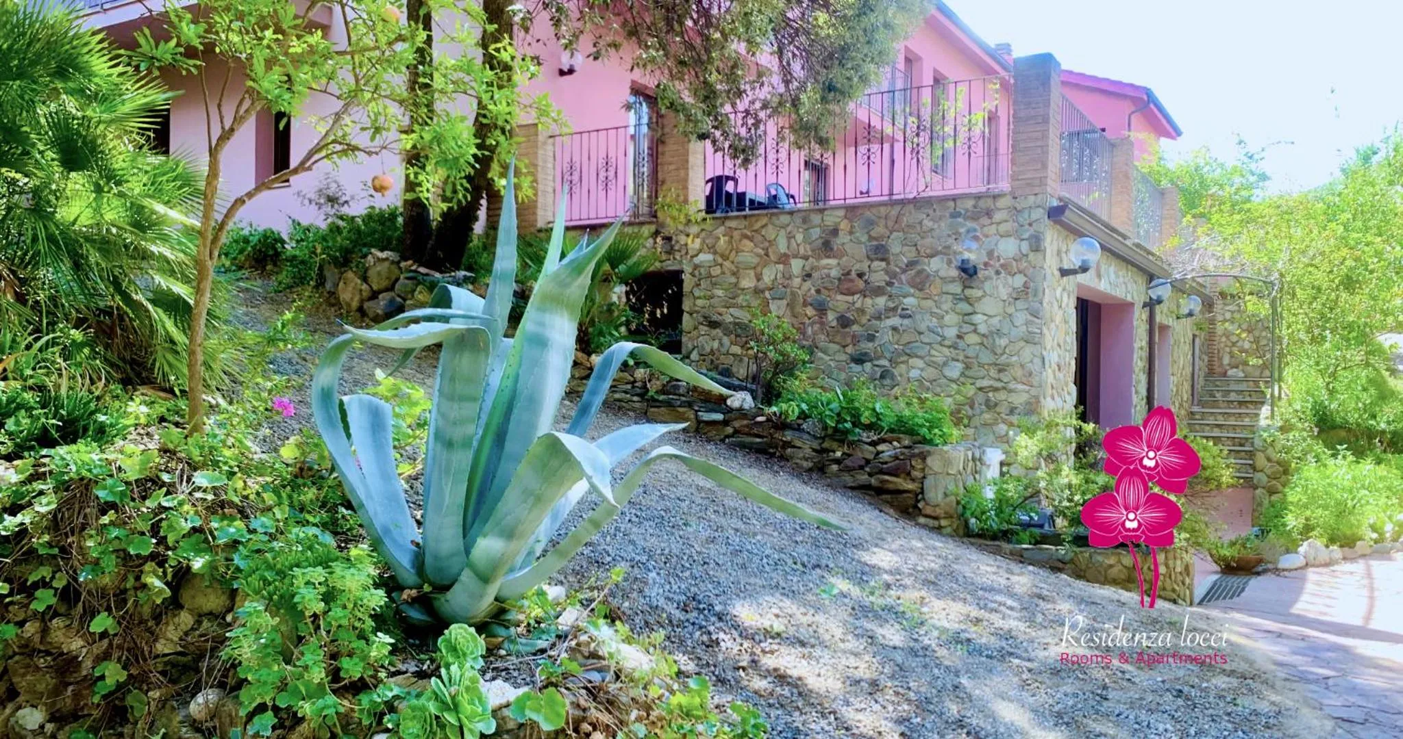 Facade/entrance in Residenza Locci - Rooms & Apartments