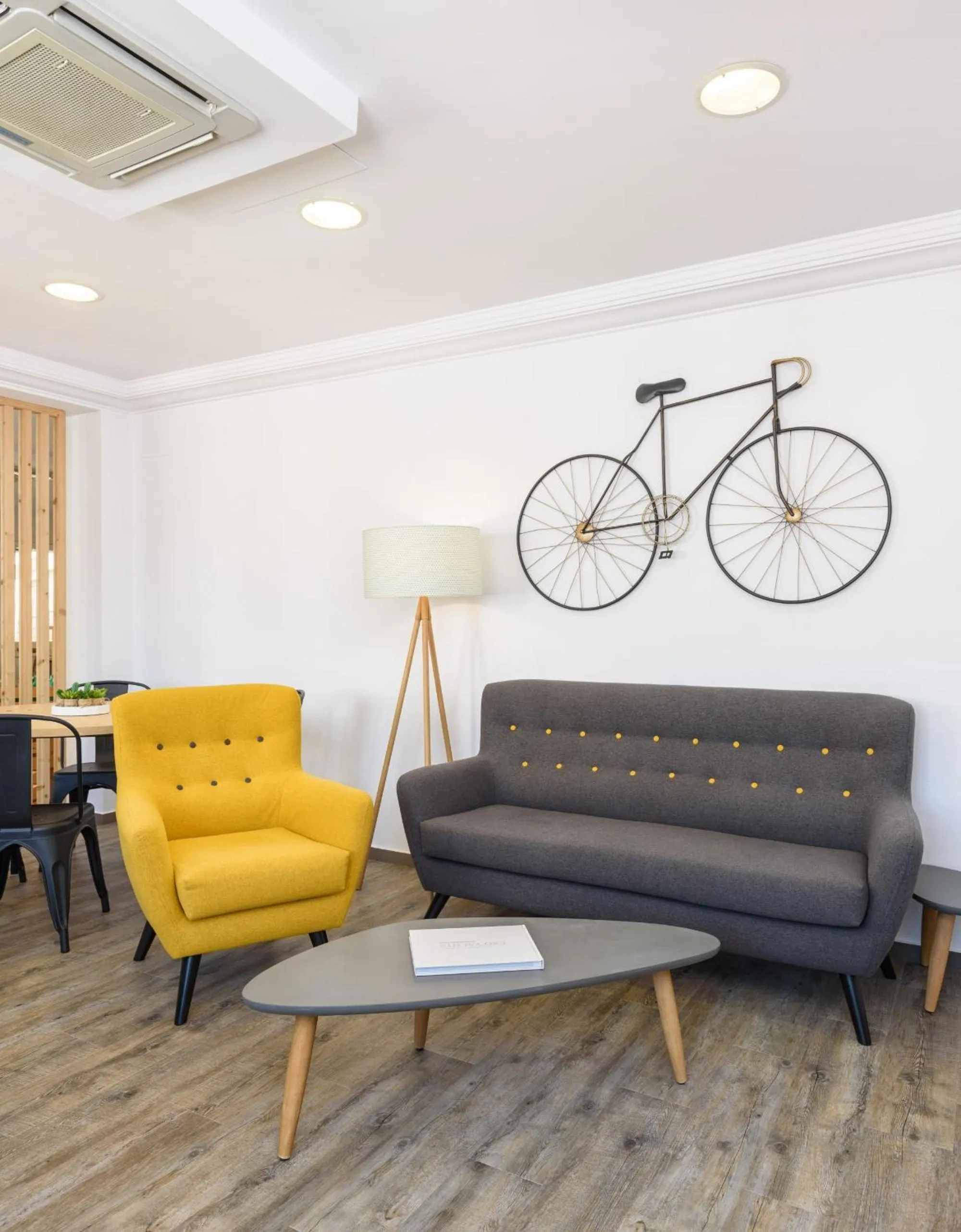 Lounge or bar in Hostal Jume - Urban Rooms