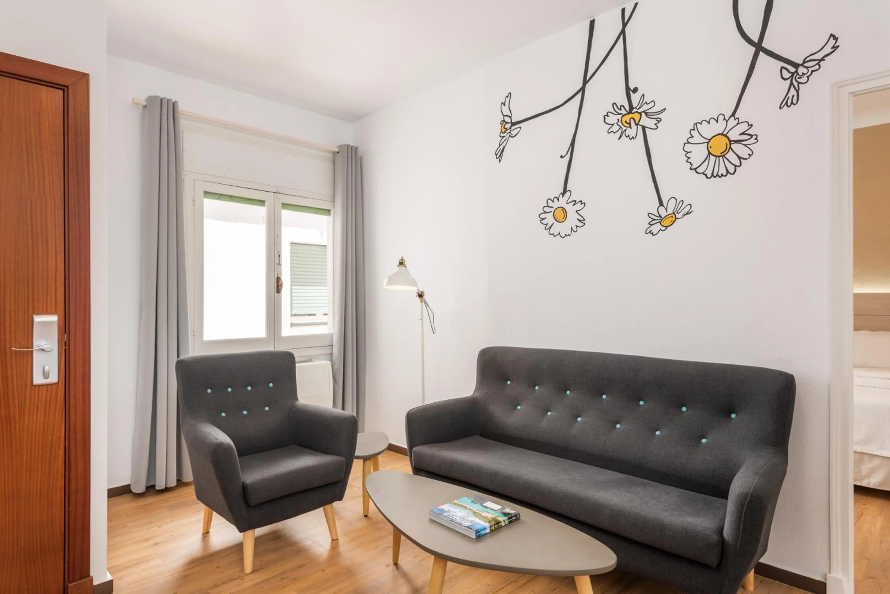 Photo of the whole room in Hostal Jume - Urban Rooms