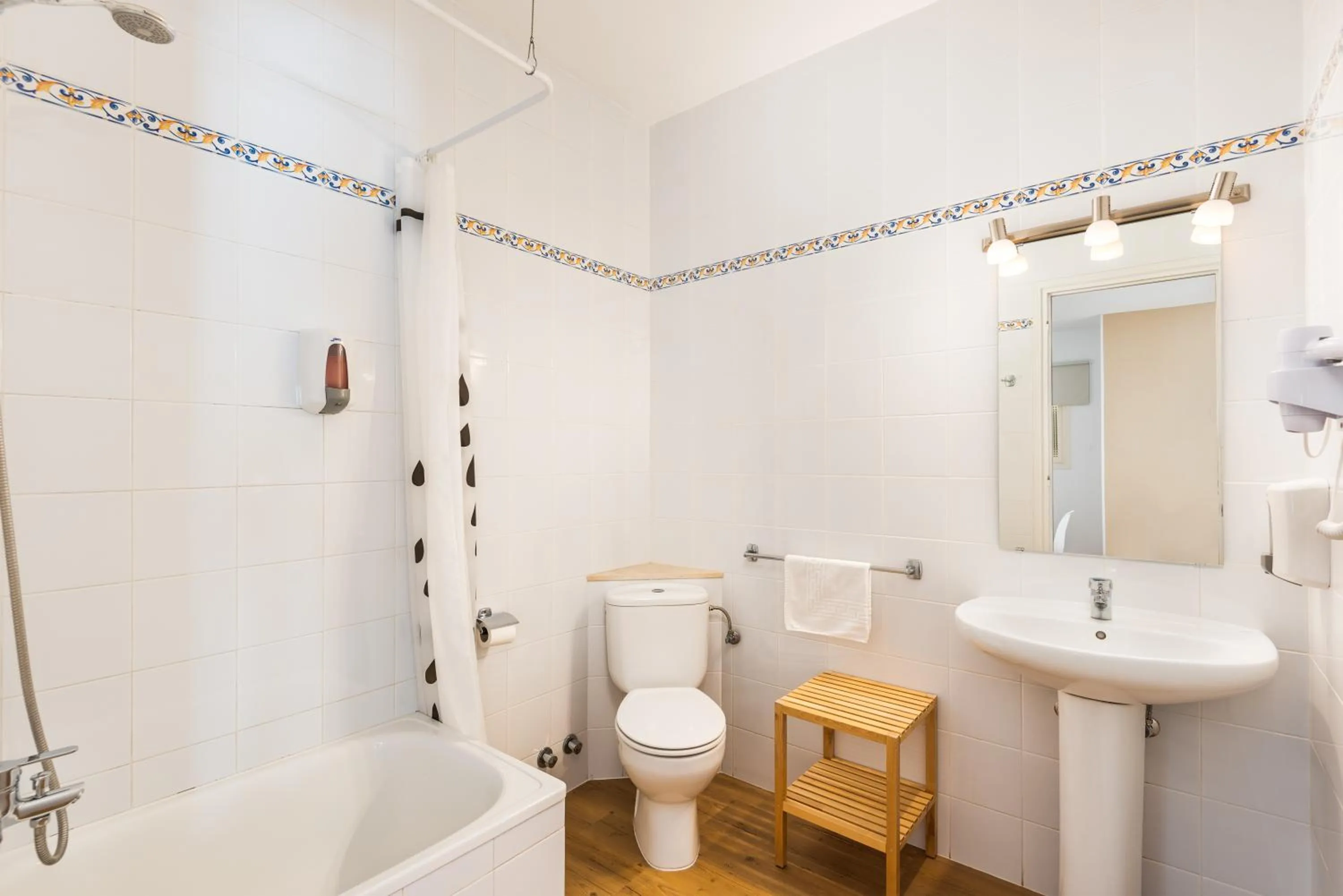 Toilet in Hostal Jume - Urban Rooms