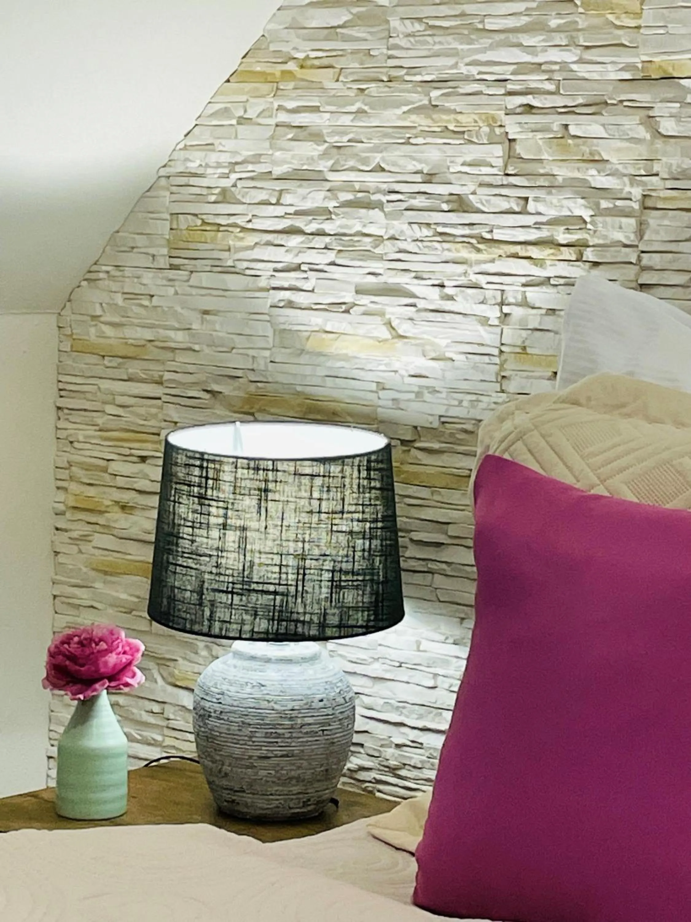 Bed in Hotel Marcincak***